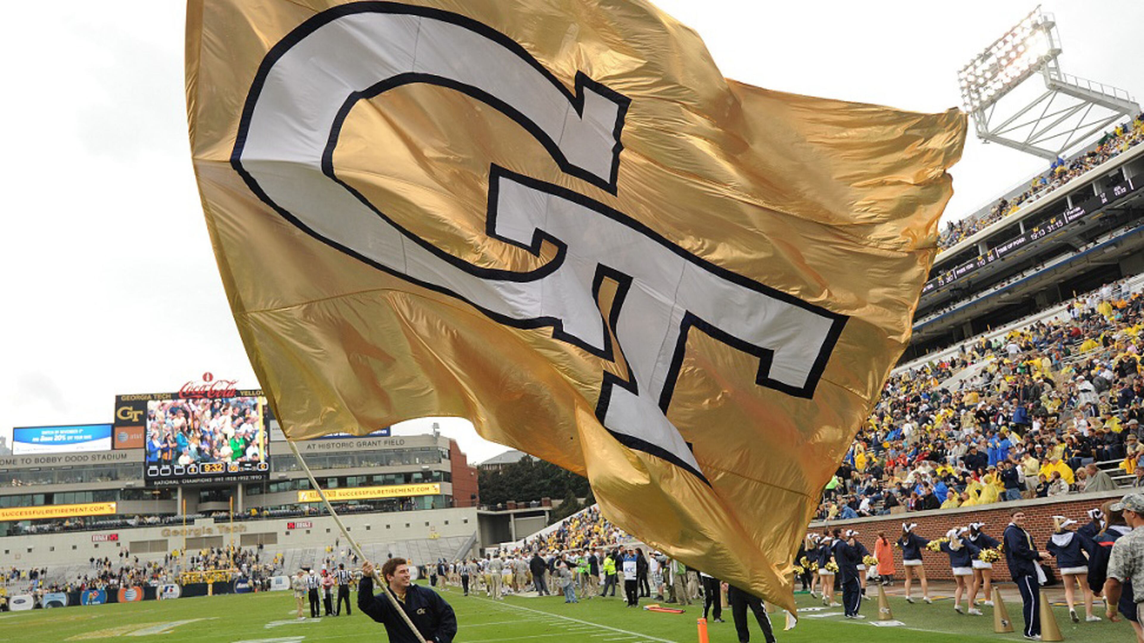 JOHNNY CRAWFORD / AJC file