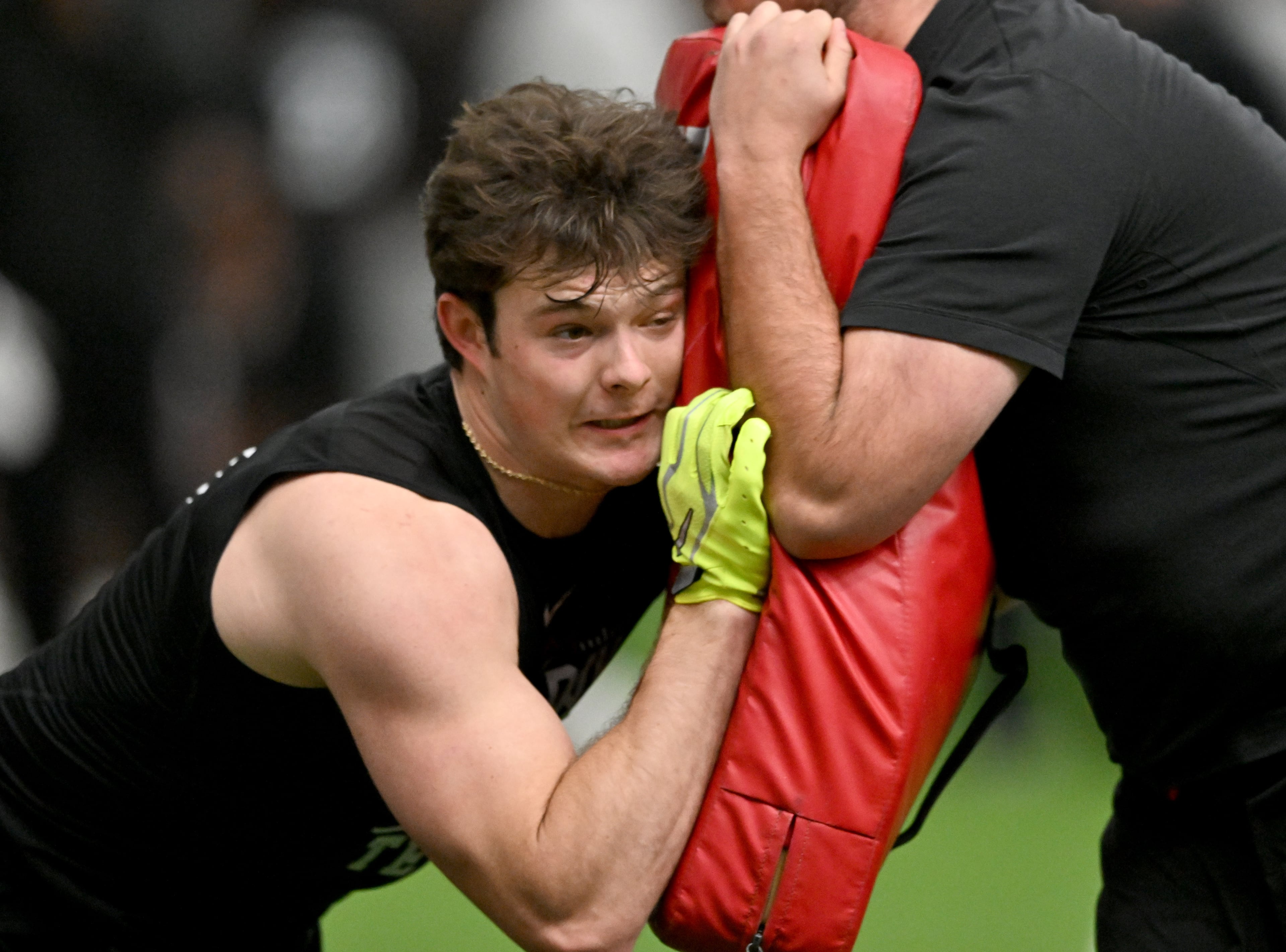 Georgia tight end Oscar Delp runs a drill during Georgia's NFL Pro Day at Payne Indoor Athletic Facility, Wednesday, March 18, 2026, in Athens. (Hyosub Shin/AJC)