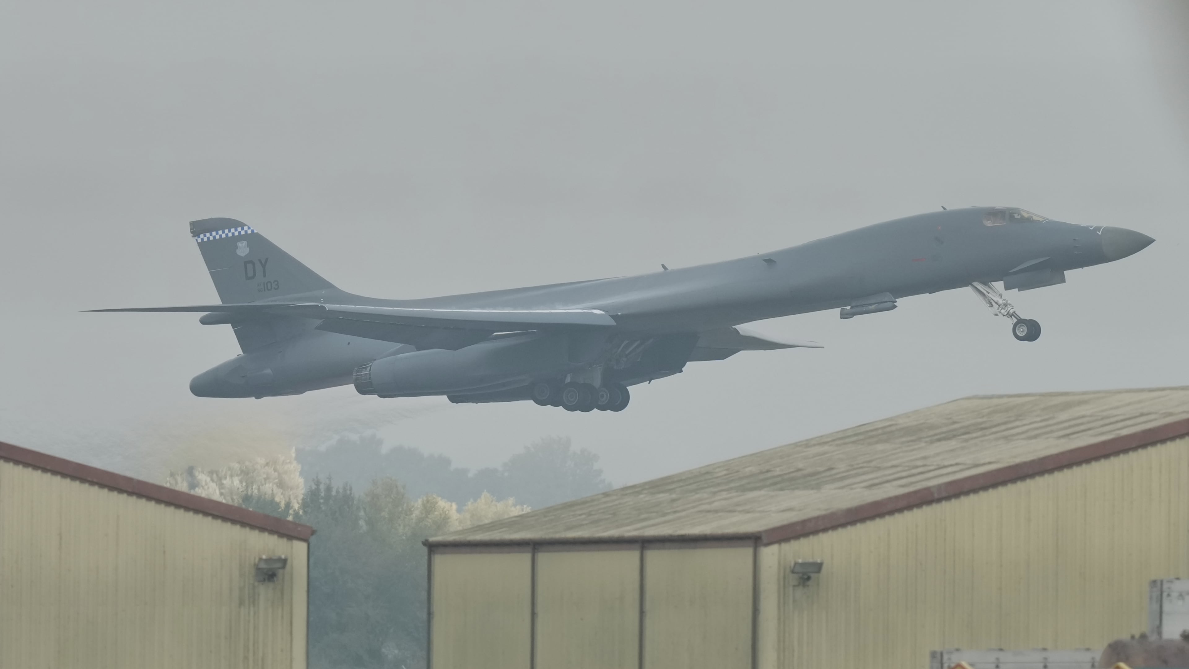 A B-1 bomber takes off from RAF Fairford in Fairford, England, Tuesday, Sept. 29, 2026. (AP Photo/Alastair Grant)