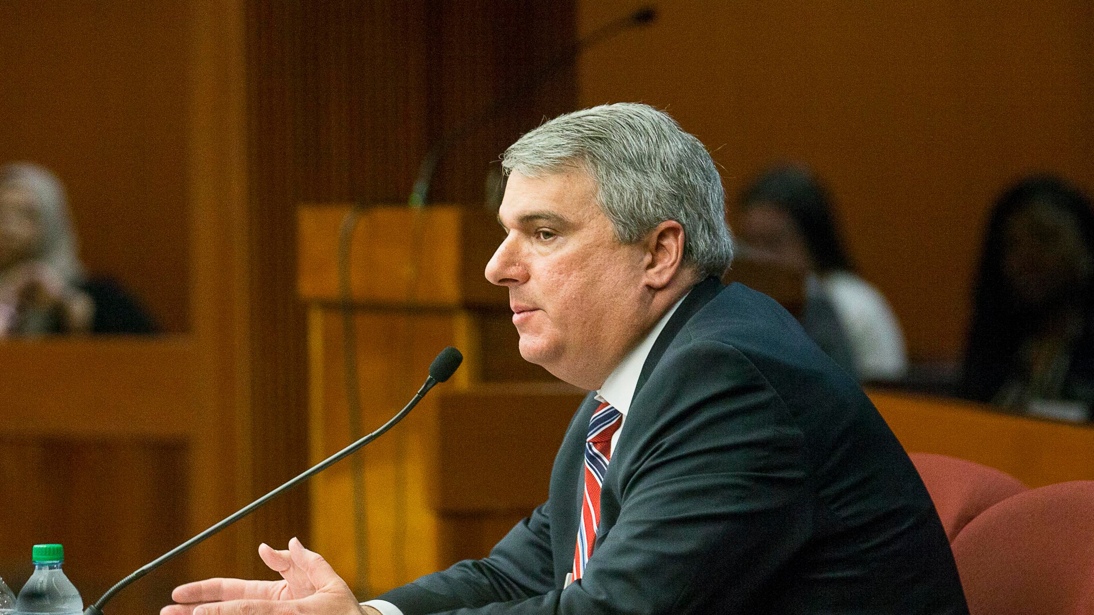 State Rep. John Carson has sponsored House Bill 113, which would restore a prohibition on motorists under 18 using electronic devices while driving. (ALYSSA POINTER/ALYSSA.POINTER@AJC.COM)