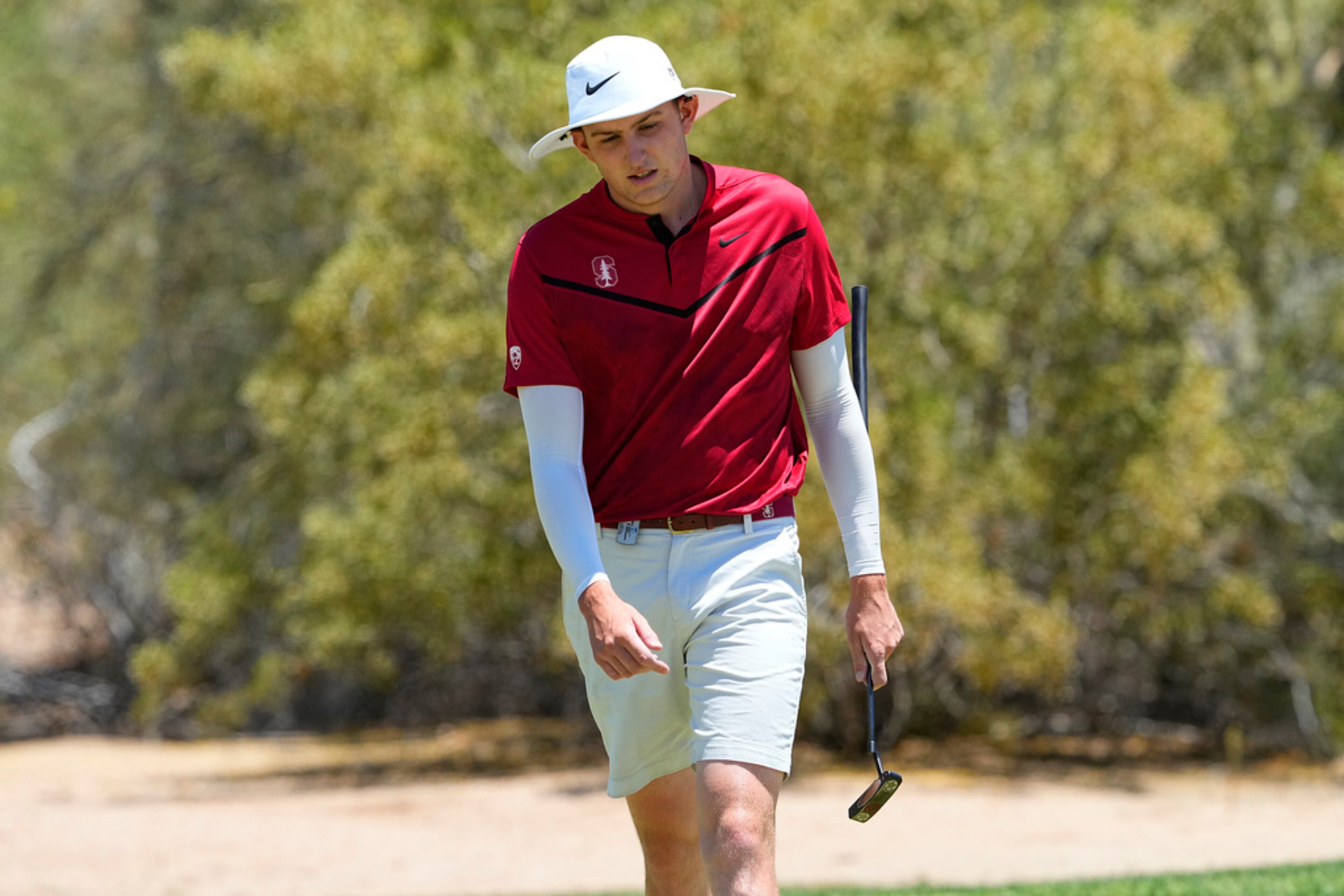 Stanford golfer Barclay Brown reacts to his shot on the third green during the final round of the NCAA college men's stroke play golf championship, Monday, May 29, 2023, in Scottsdale, Ariz. (AP Photo/Matt York)
