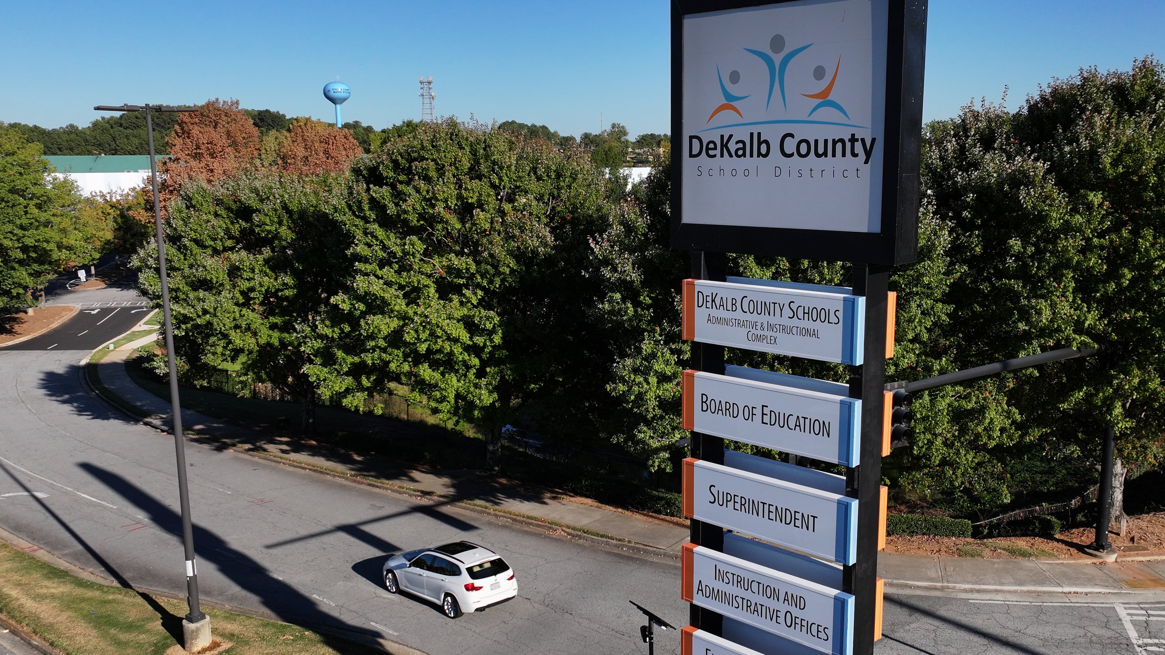 A judge ruled in 2022 that the DeKalb County School District breached its contracts with seven charter schools. (Hyosub Shin/AJC 2025)