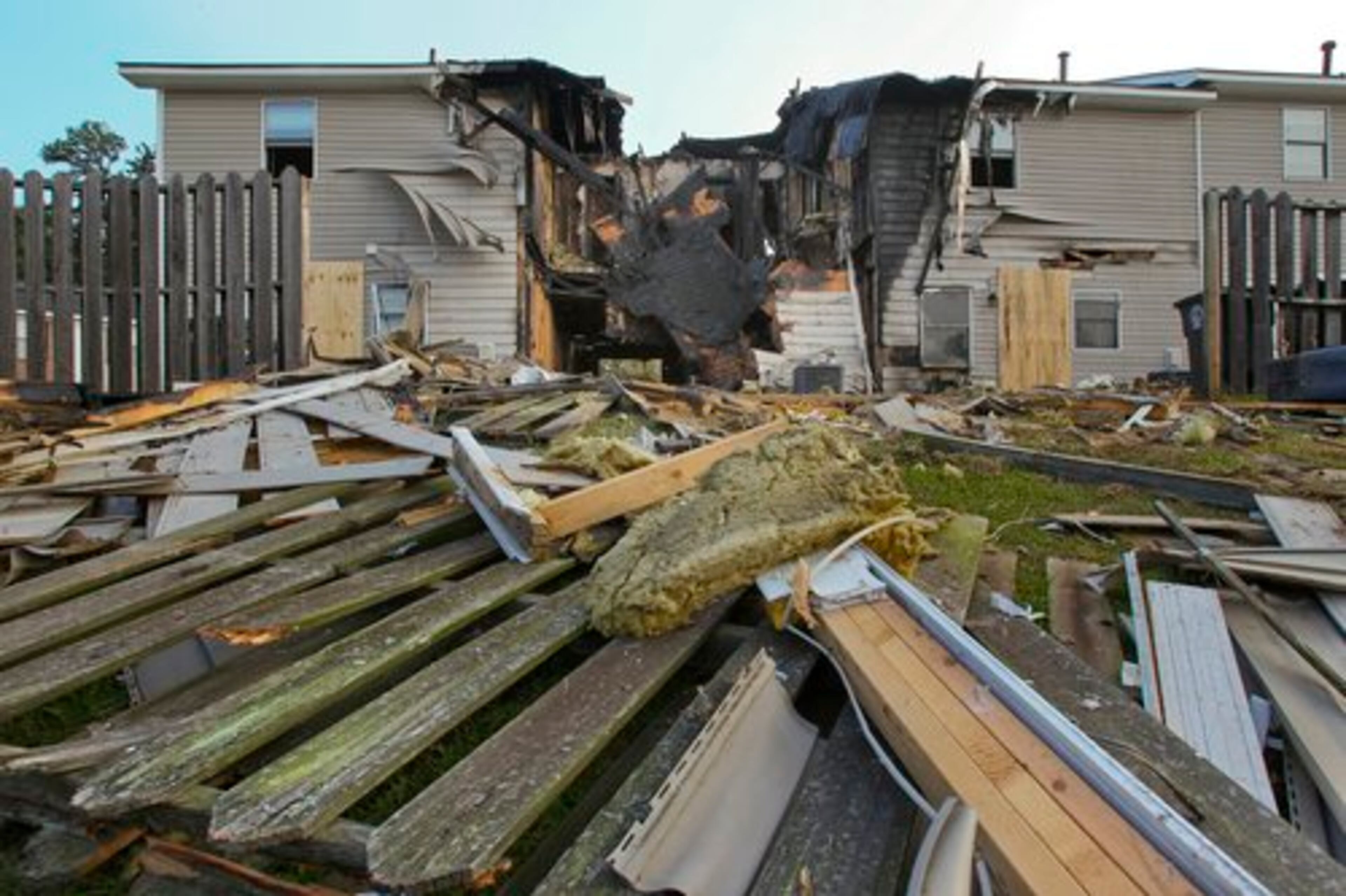 Atlanta Gas Light investigators will do several tests to try to determine what happened, a company spokeswoman said. It could take several days to uncover the cause of the explosion, she said.