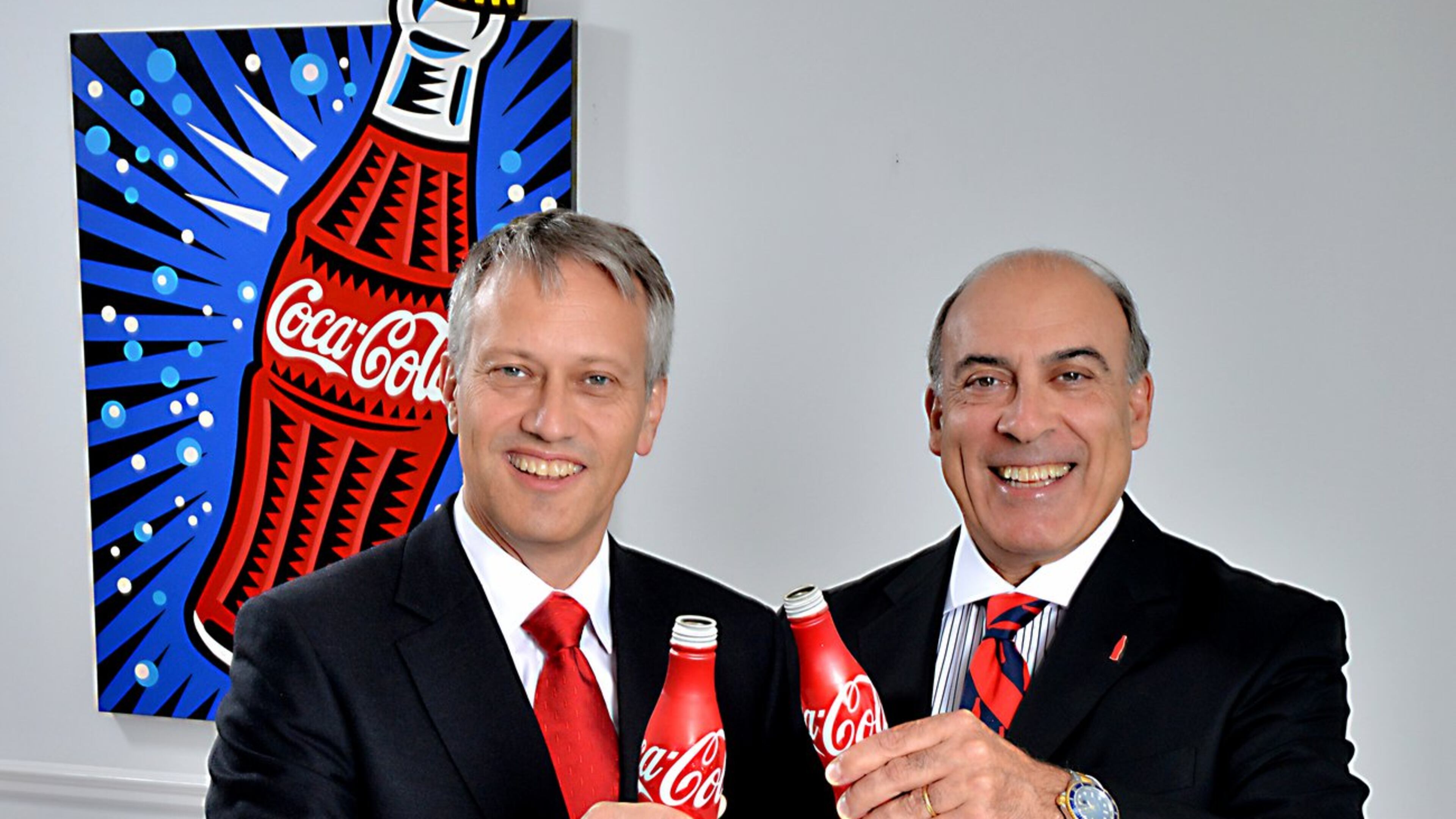 James Quincey (left), Coca-Cola’s president and chief operating officer, will ascend to the CEO post at the beverage giant next year when Muhtar Kent retires after a 10-year run.