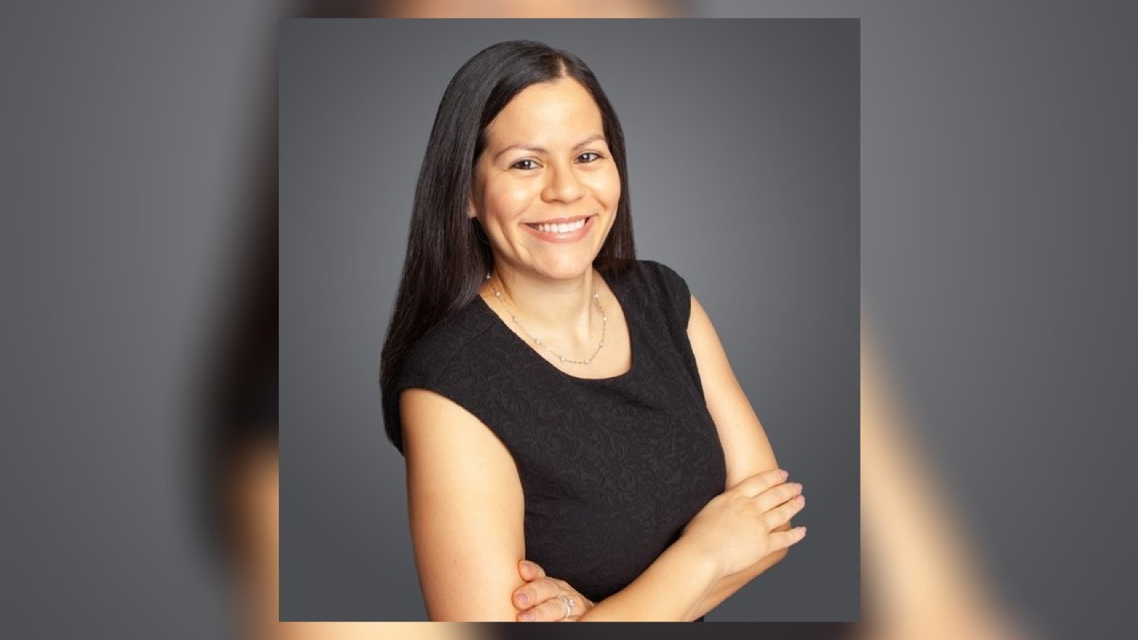 Dr. Sandra Valenciano