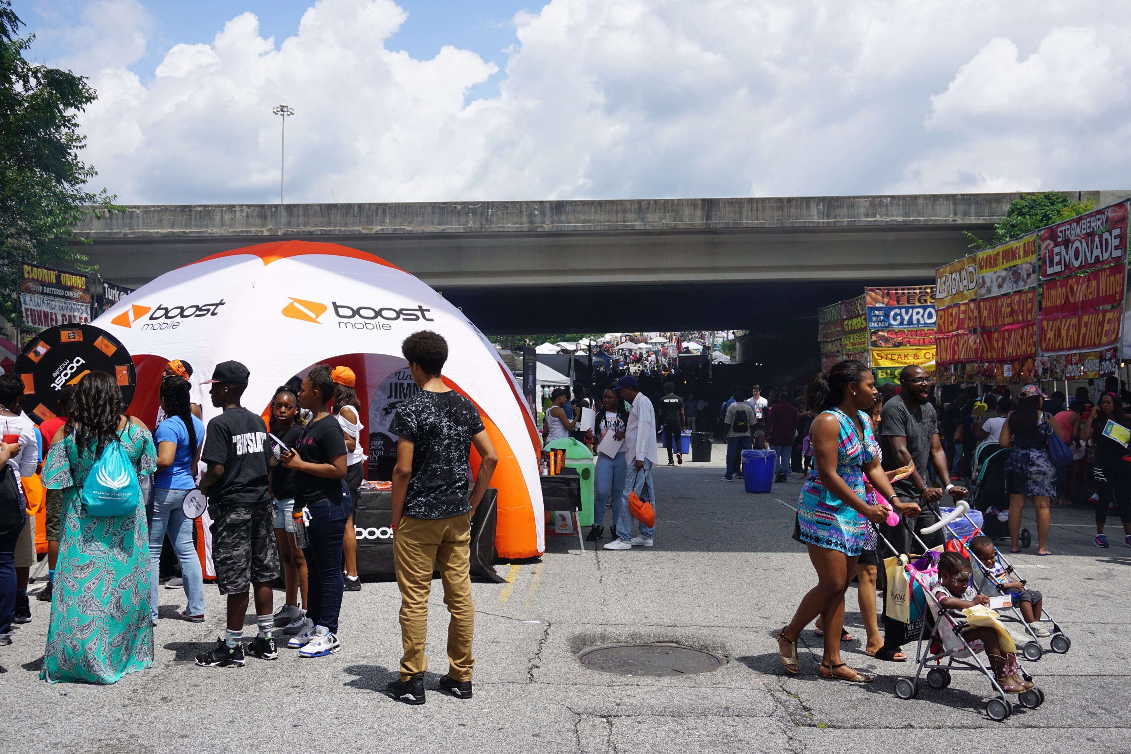 At the 2017 Sweet Auburn Springfest, hundreds of Atlantans came out to enjoy local food and live music at the multi-block event happening this weekend, May 13-14.