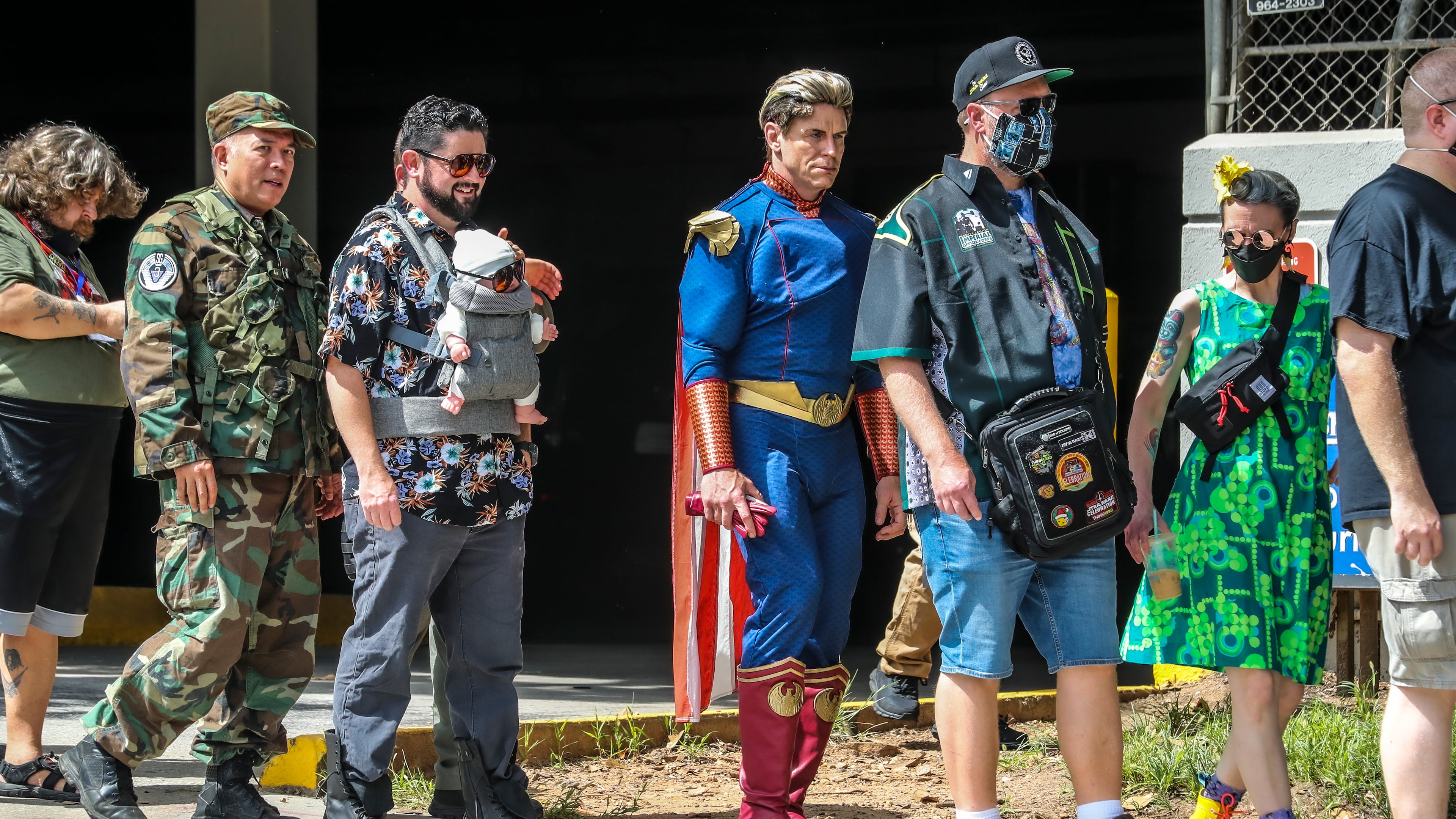 Dragon Con crowd arrives outside the Sheraton Atlanta Hotel Thursday, Sept. 2, 2021. (John Spink / John.Spink@ajc.com)