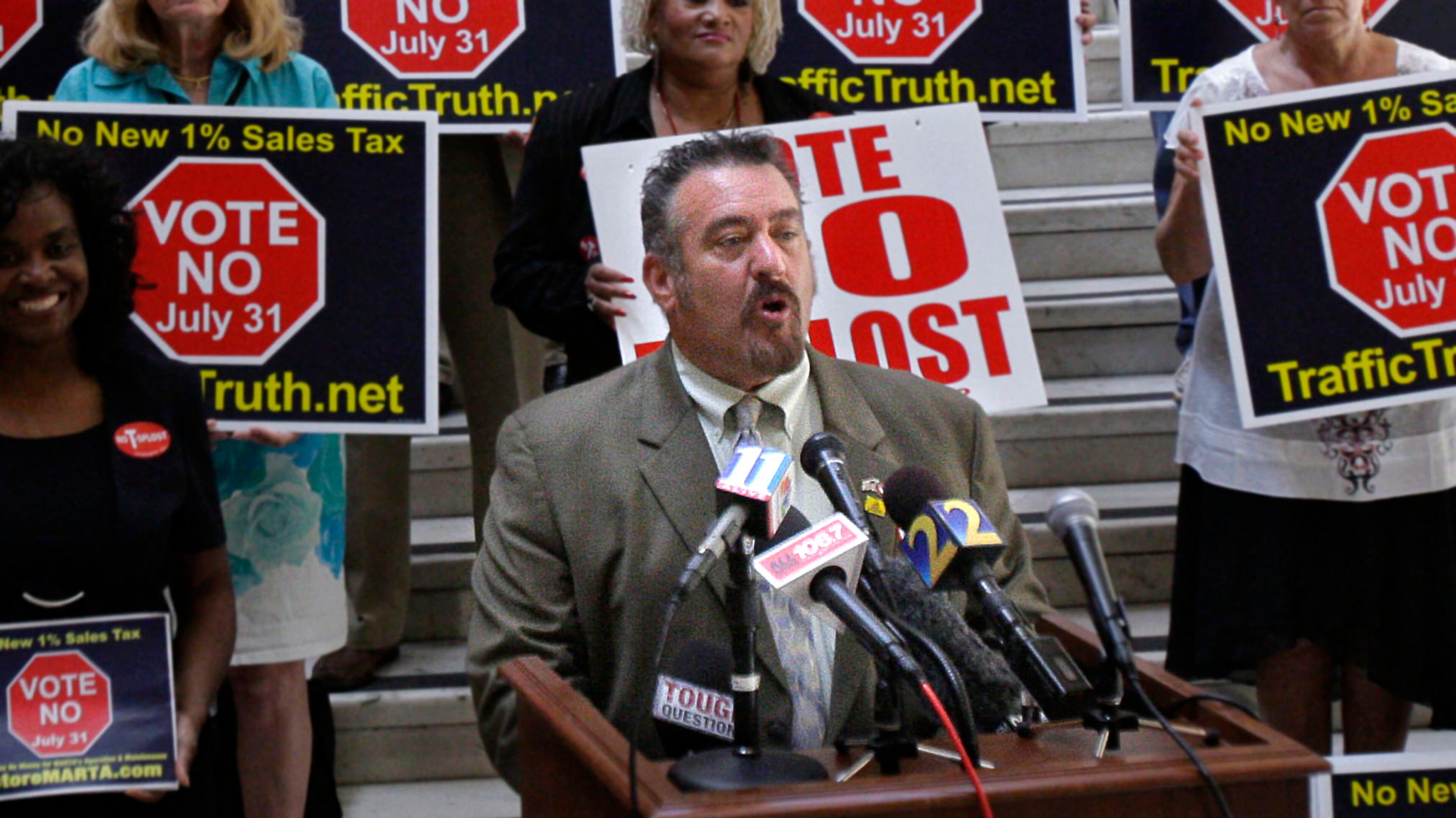 Jack Staver, one of the speakers against the TSPLOST referendum in 2012, would have to disclose donors to his advocacy groups under a bill in the General Assembly backed by House Speaker David Ralston, R-Blue Ridge. BOB ANDRES / BANDRES@AJC.COM