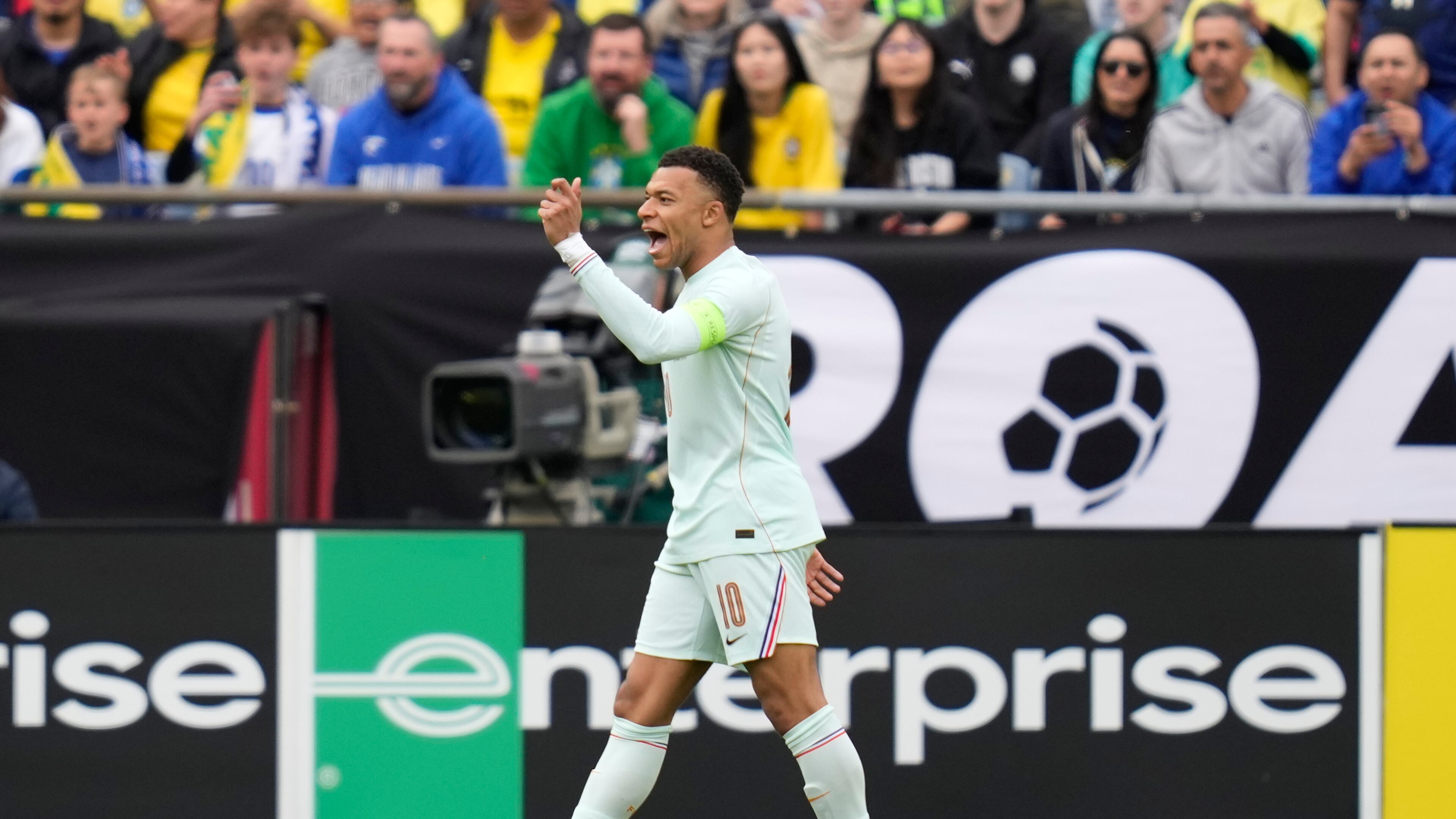 Kylian Mbappe of France gestures during the international friendly soccer match between Brazil and France in Foxborough, Mass, Thursday, March 26, 2026. (AP Photo/Charles Krupa)
