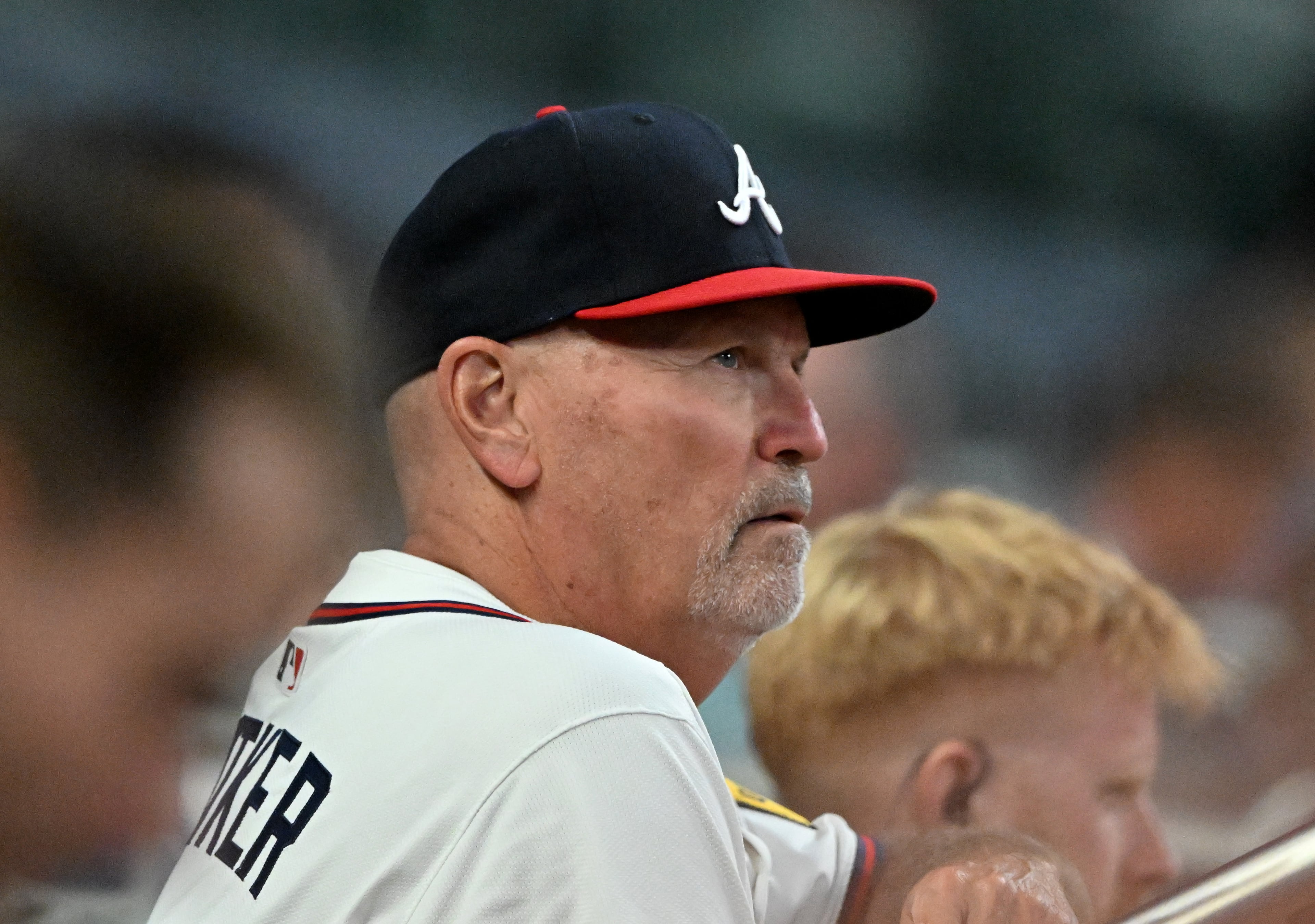 Atlanta Braves manager Brian Snitker (43) watches from the dugout during the eighth inning of a baseball game at Truist Park, Tuesday, September 9, 2025, in Atlanta. Chicago Cubs won 6-1 over Atlanta Braves. (Hyosub Shin / AJC)