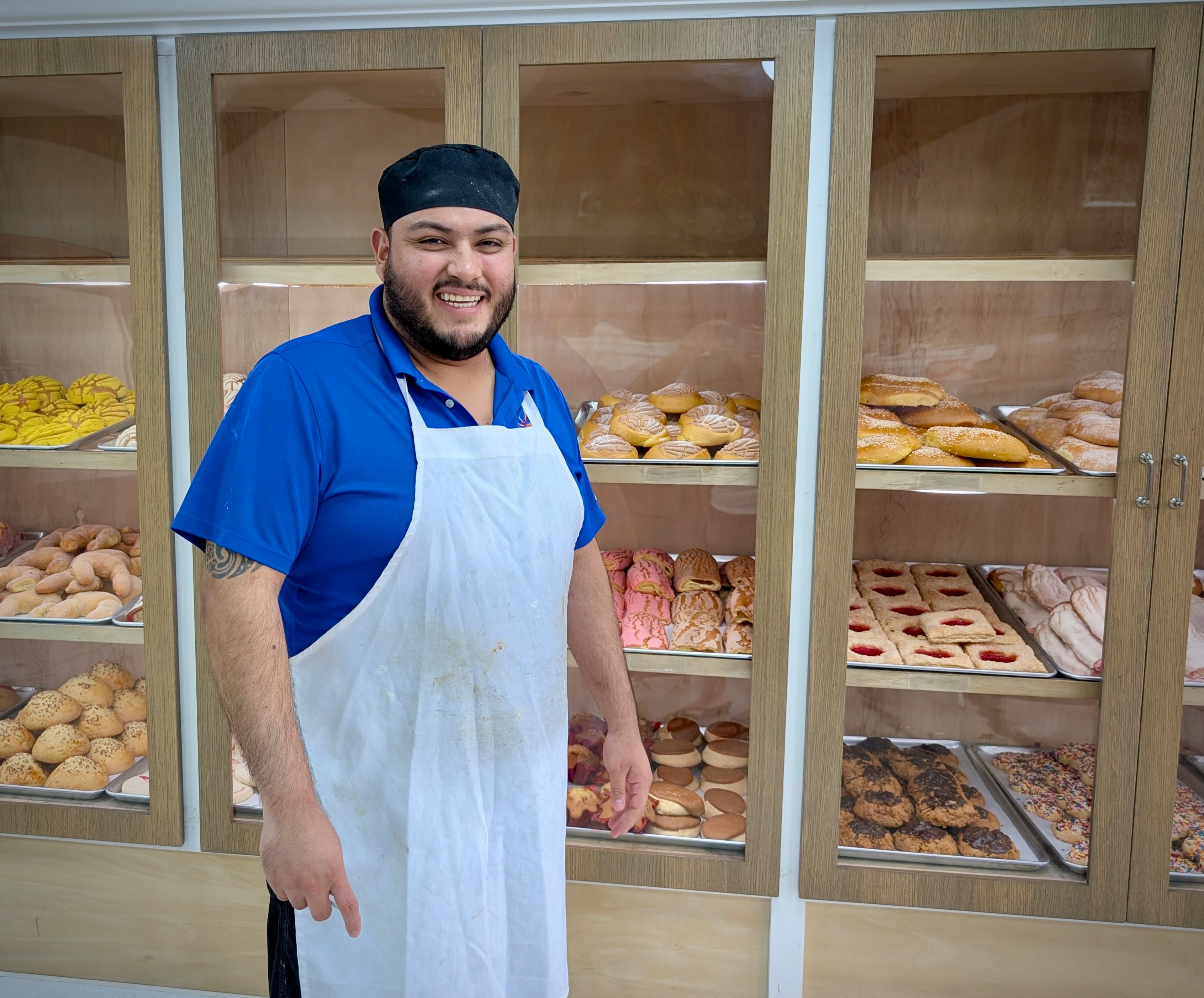 Panaderia Y Pasteleria El Sol owner Jorge Barahona, a native of Morelos, Mexico, in his shop. (Su-Jit Lin for the AJC)