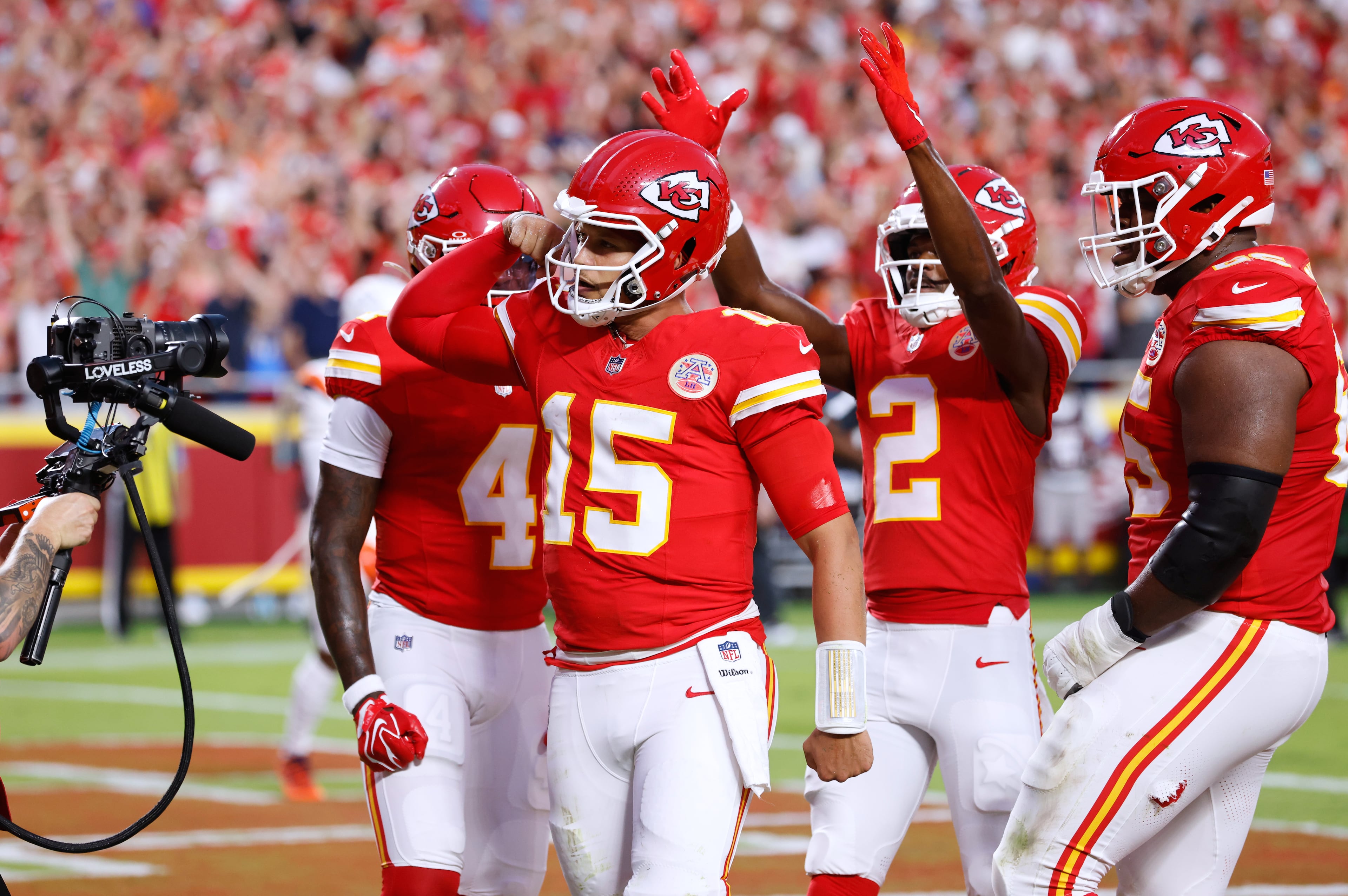 Broncos Chiefs Football