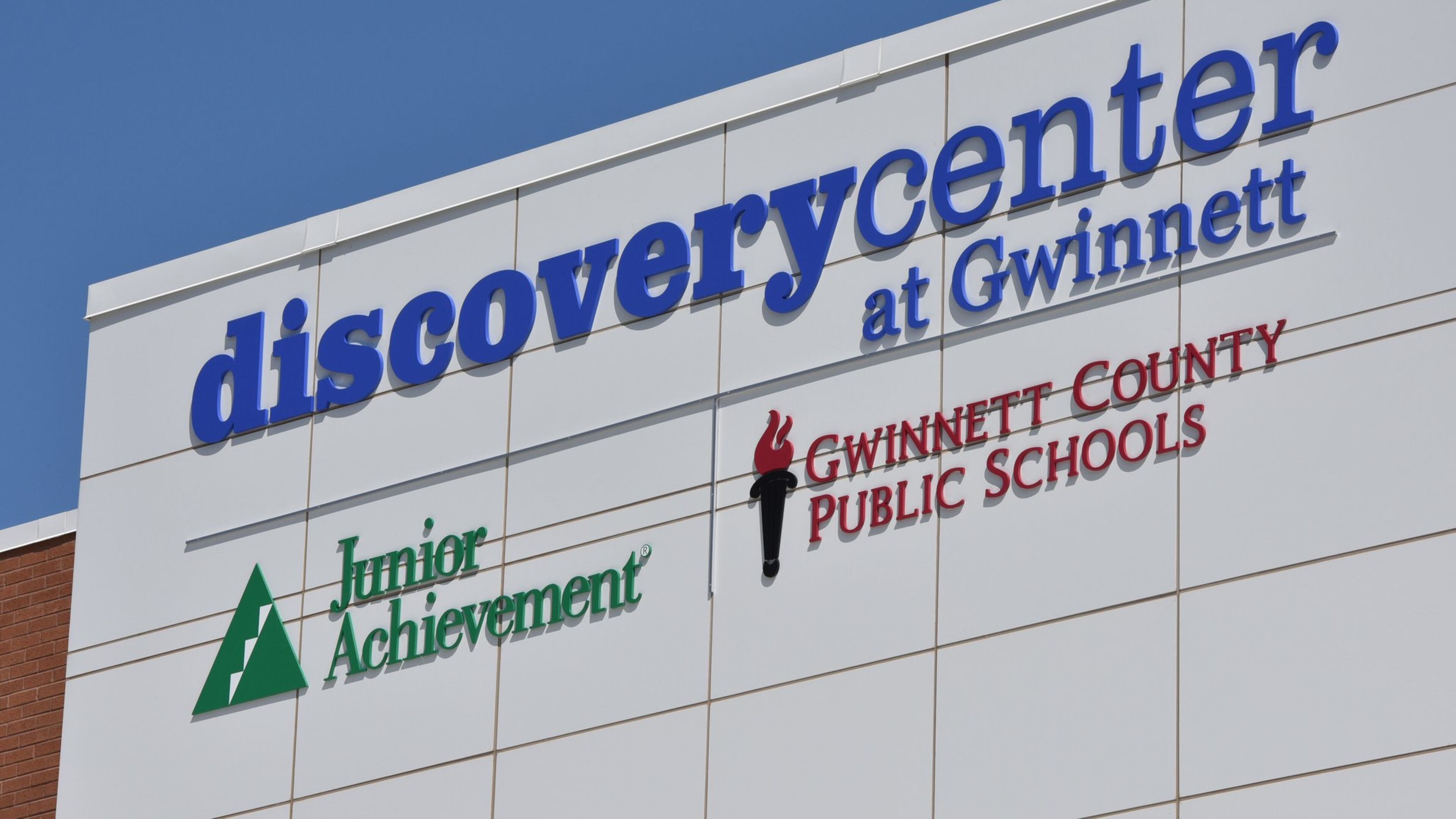 August 26, 2015 Lawrenceville - The Gwinnett school district partnered with Junior Achievement to open a center inside Discovery High School where students will learn how to manage a family budget and some job skills. Gwinnett officials are discussing a program with Junior Achievement at Norcross High. HYOSUB SHIN / HSHIN@AJC.COM
