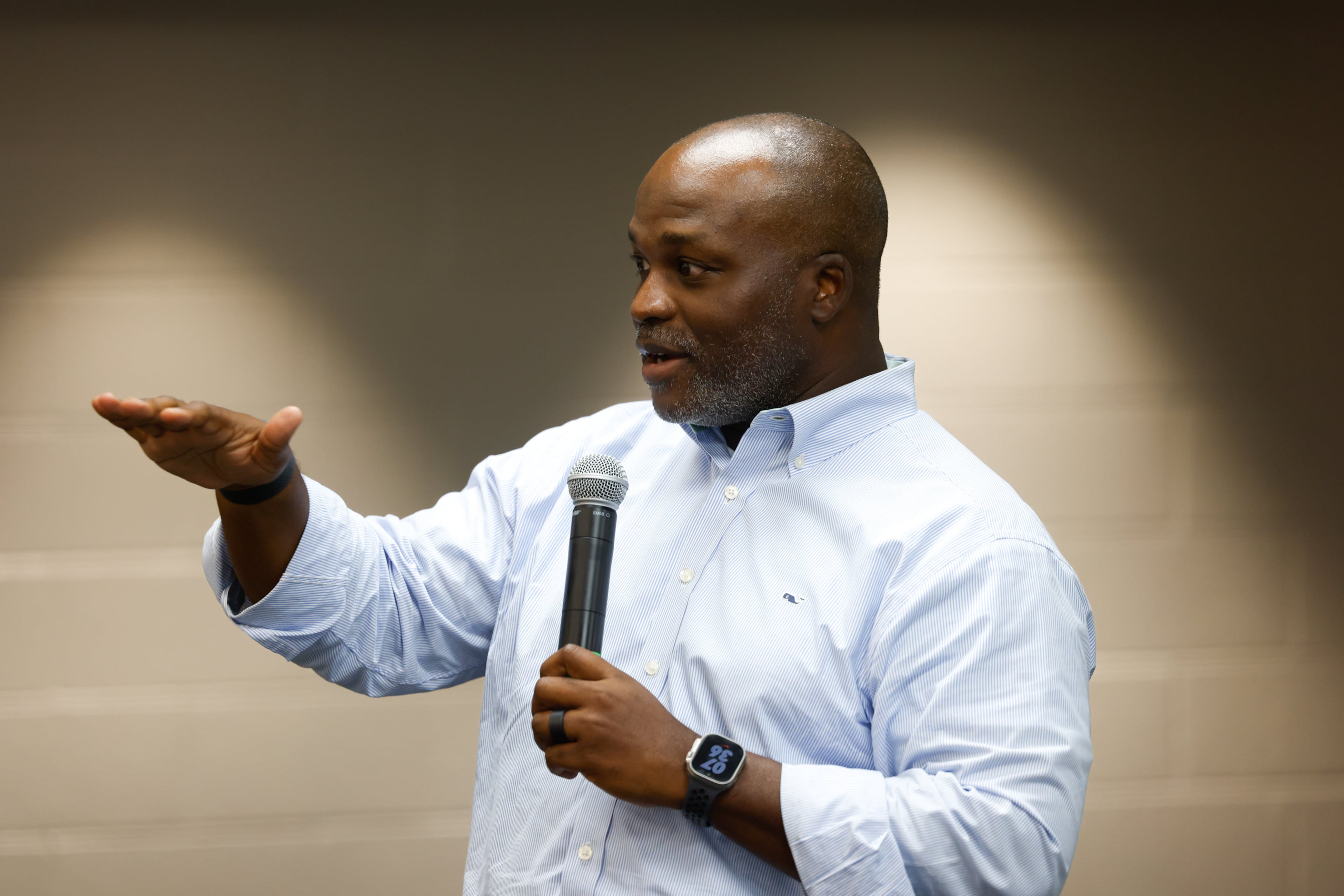 Atlanta Public Schools Superintendent Bryan Johnson said the screen time policy can be revised during the pilot year, meaning the guidelines could change for the second semester. (Arvin Temkar/AJC)