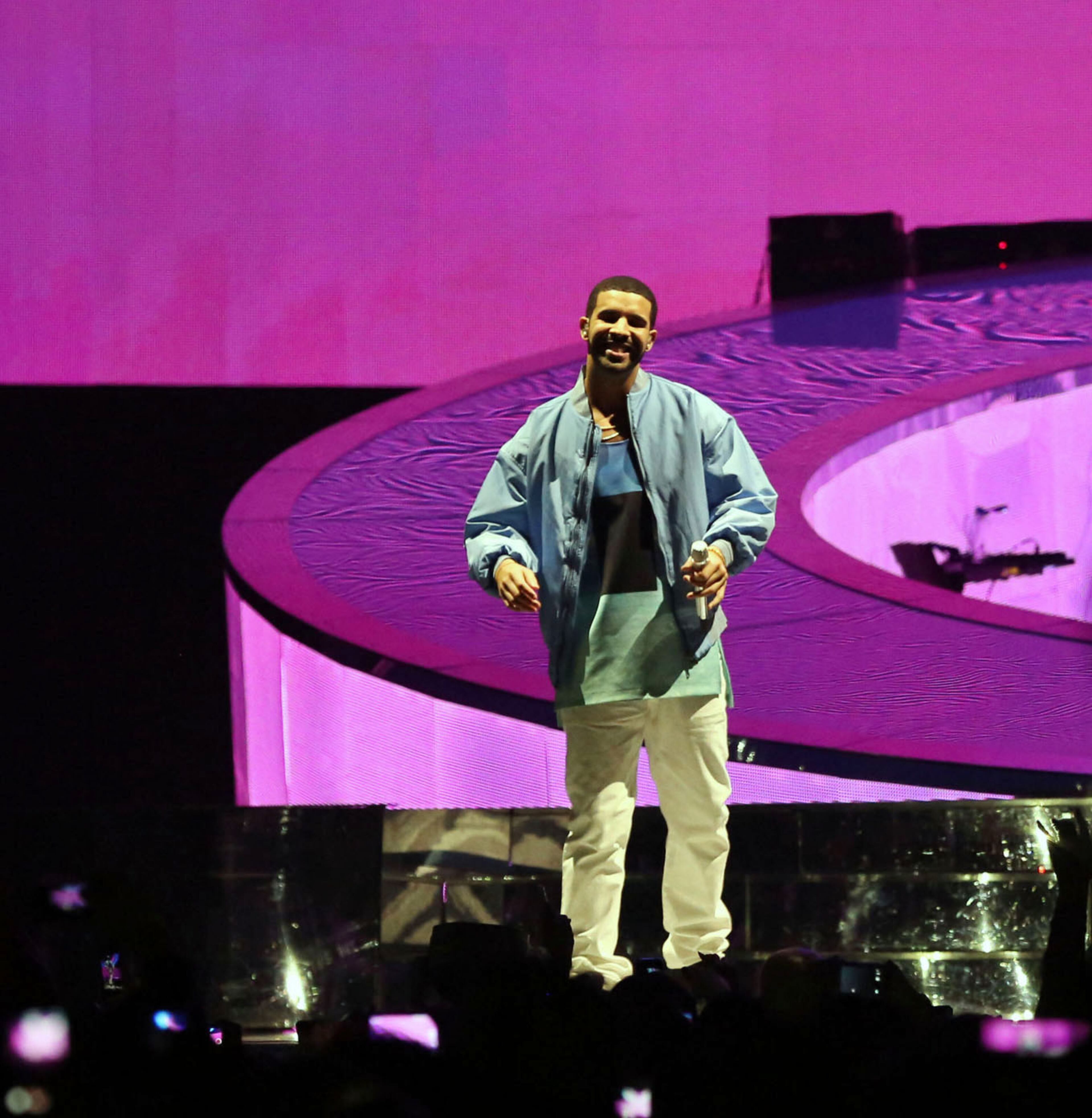 Drake performs Nov. 7, 2013 at Philips Arena in Atlanta.