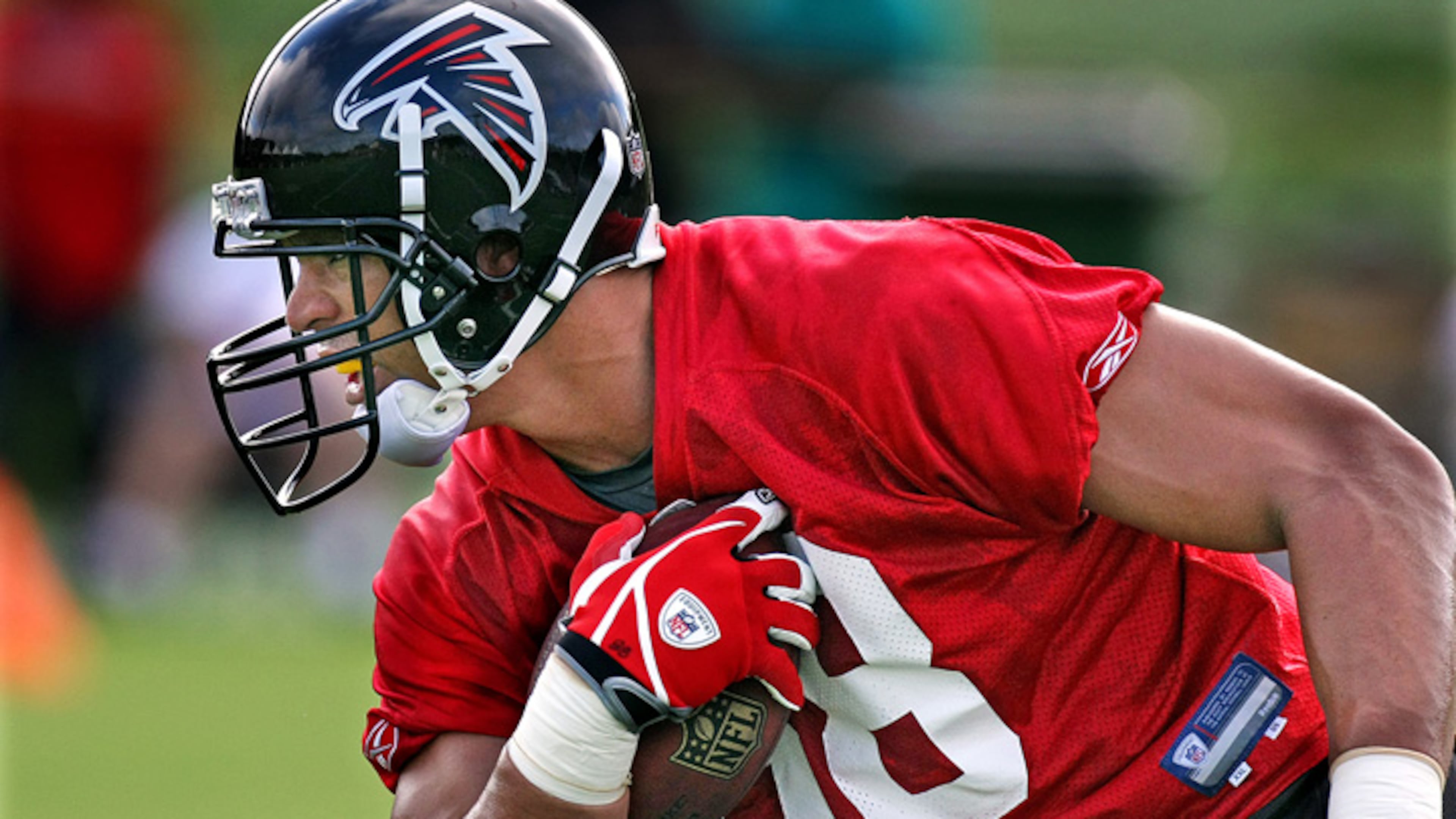 Tony Gonzalez says he is lucky to be with the Falcons. "In the end, knowing what I know now, this is the best place I could have been."