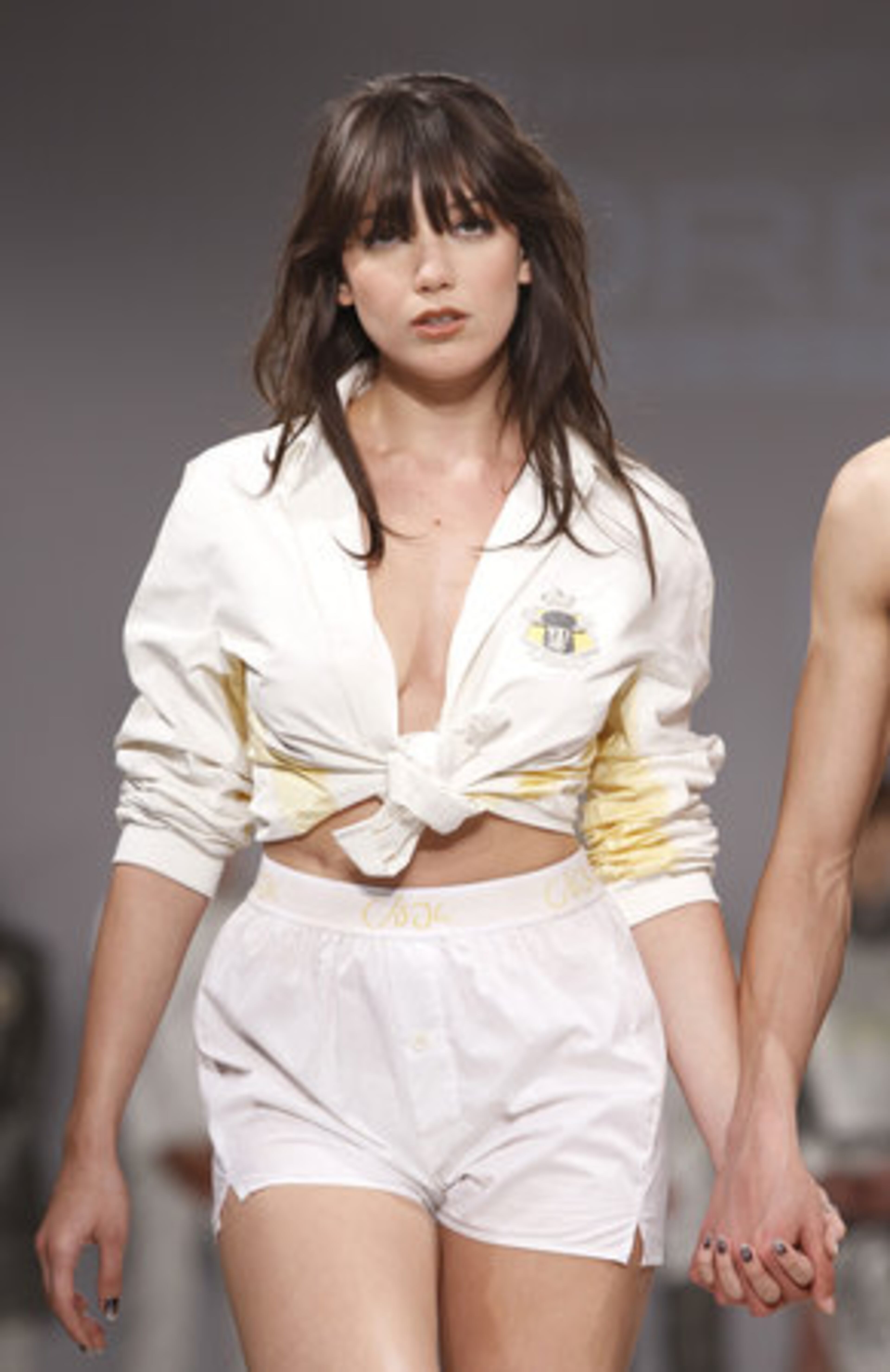 AskMen.com is out with its annual list ranking the Top 99 Most Desirable Women, as chosen by their readers. If you want the full list, you'll have to head over to their site, but we'll give you a tease with the top 15, starting at the bottom with English fashion model Daisy Lowe. The 23-year-old beauty is the daughter of rocker Gavin Rossdale and fashion designer Pearl Lowe.