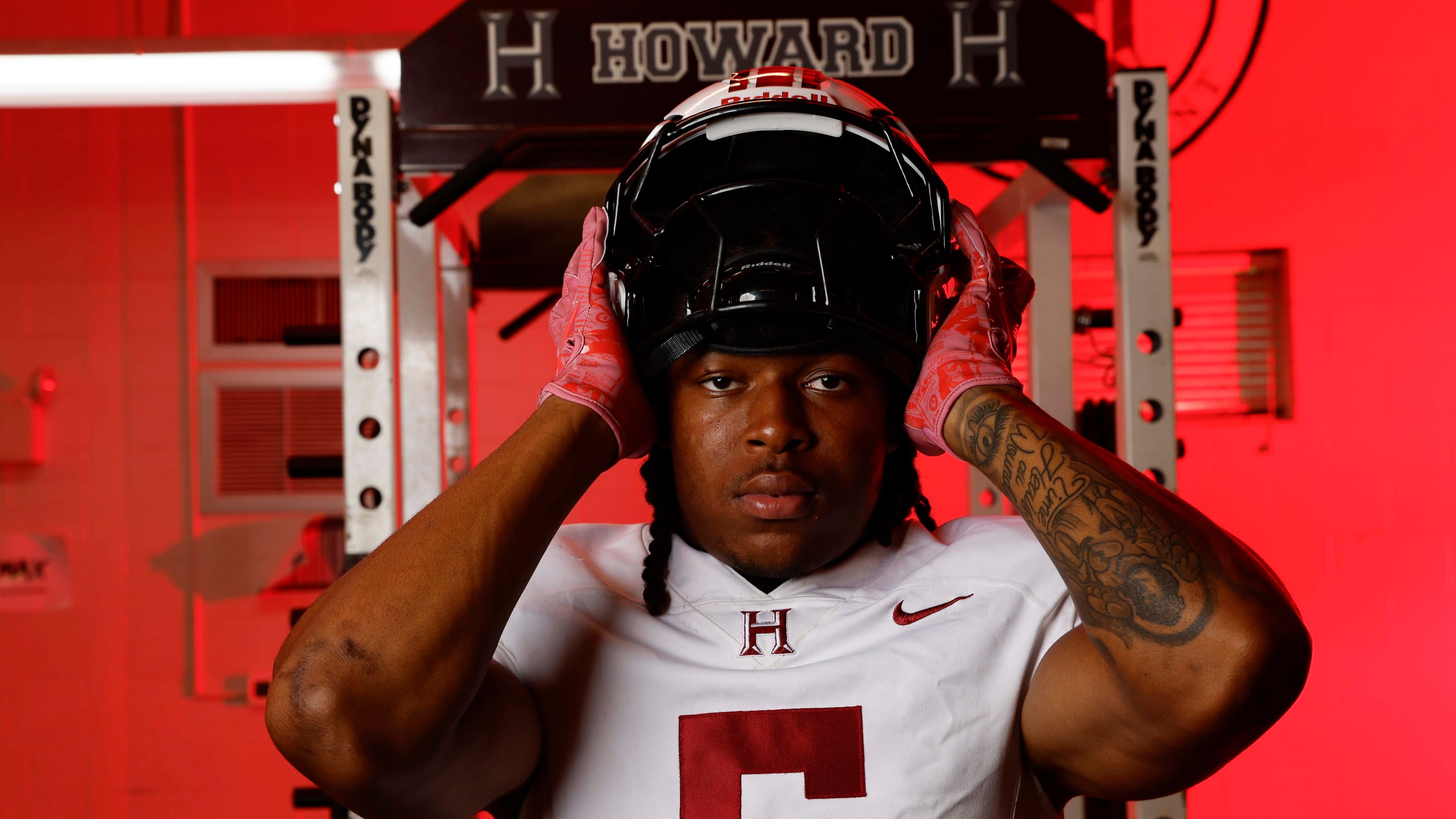 Howard safety Ta’Shawn Poole, a 2026 AJC Super 11 selection, has committed to play for Florida State. (Miguel Martinez/AJC)