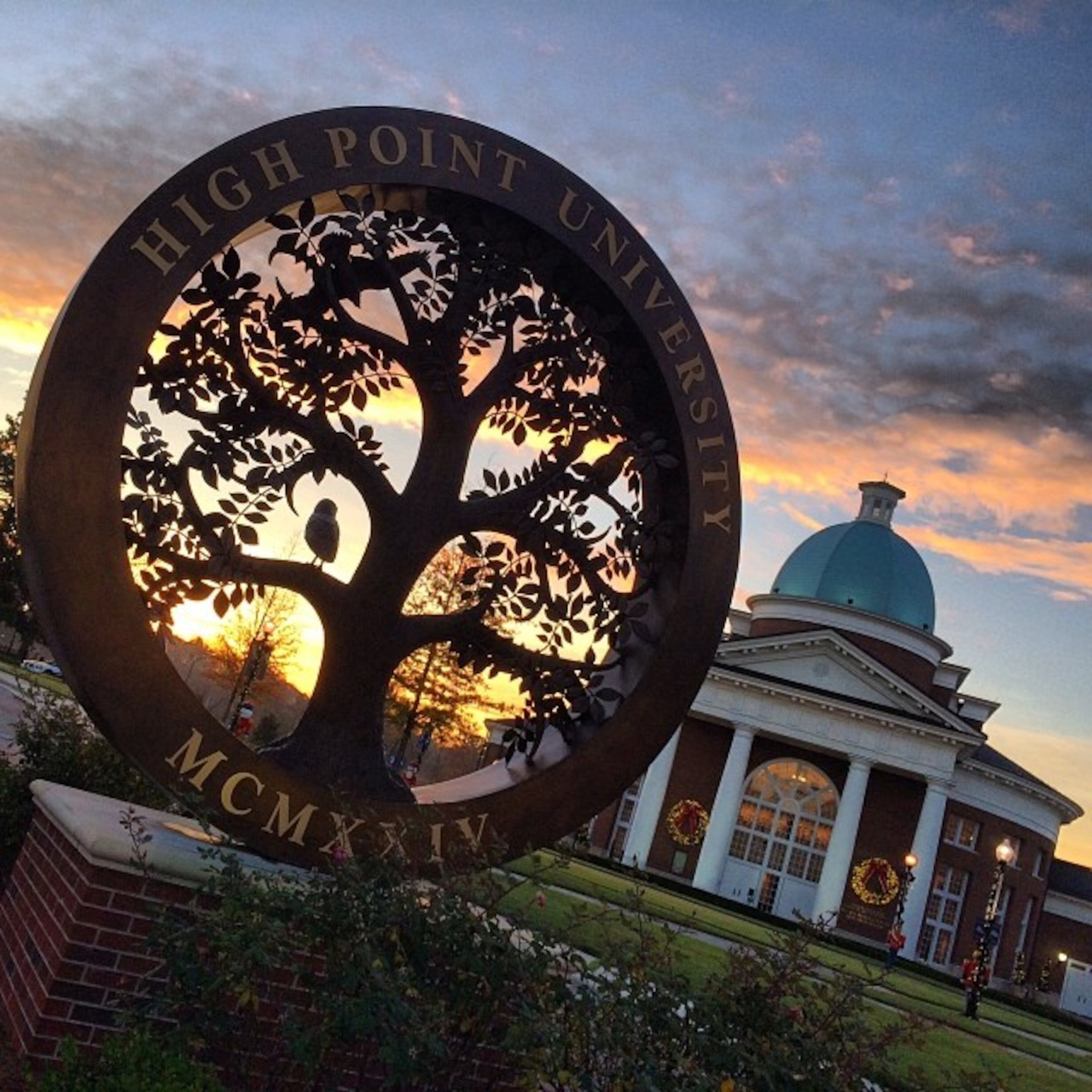 Is this a university or a day spa? The campus of North Carolina's High Point University features a movie theater, pool, putting green, arcade, steakhouse and more -- and all for free (well, after you pay for tuition and a meal plan). Photos of the luxurious campus recently went viral after the Huffington Post and other news sites reported about the school. Keep clicking to see what all the fuss is about.