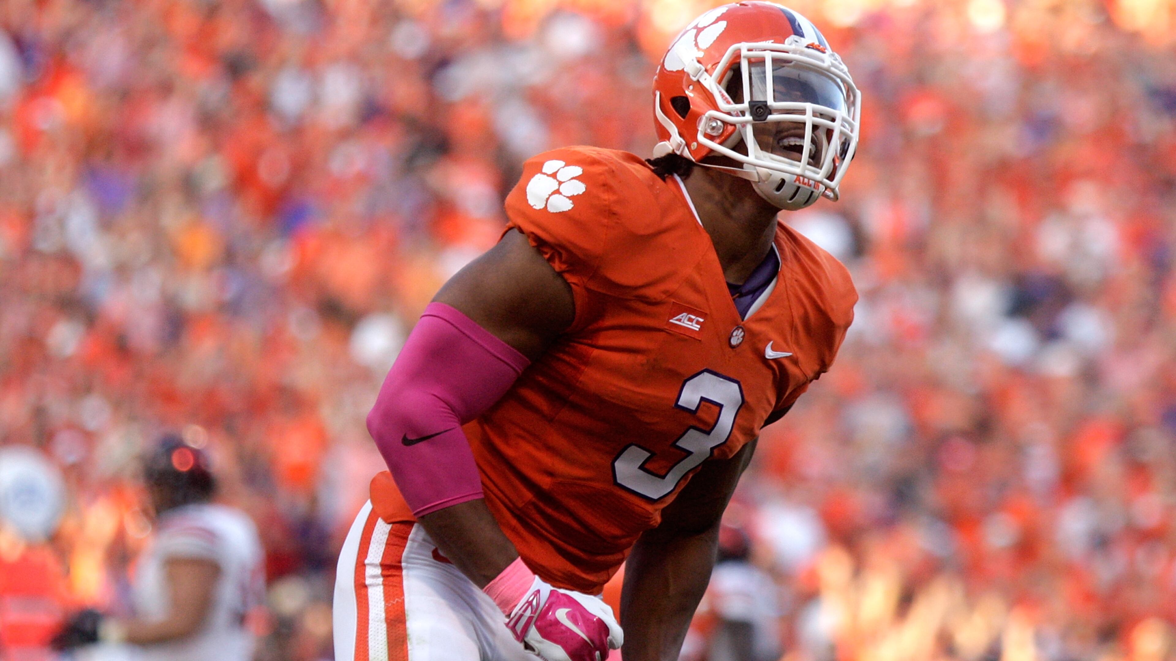 CLEMSON, SC - OCTOBER 11: Vic Beasley #3 of the Clemson Tigers reacts after blocking a pass attempt against the Louisville Cardinals during the game at Memorial Stadium on October 11, 2014 in Clemson, South Carolina. (Photo by Tyler Smith/Getty Images)