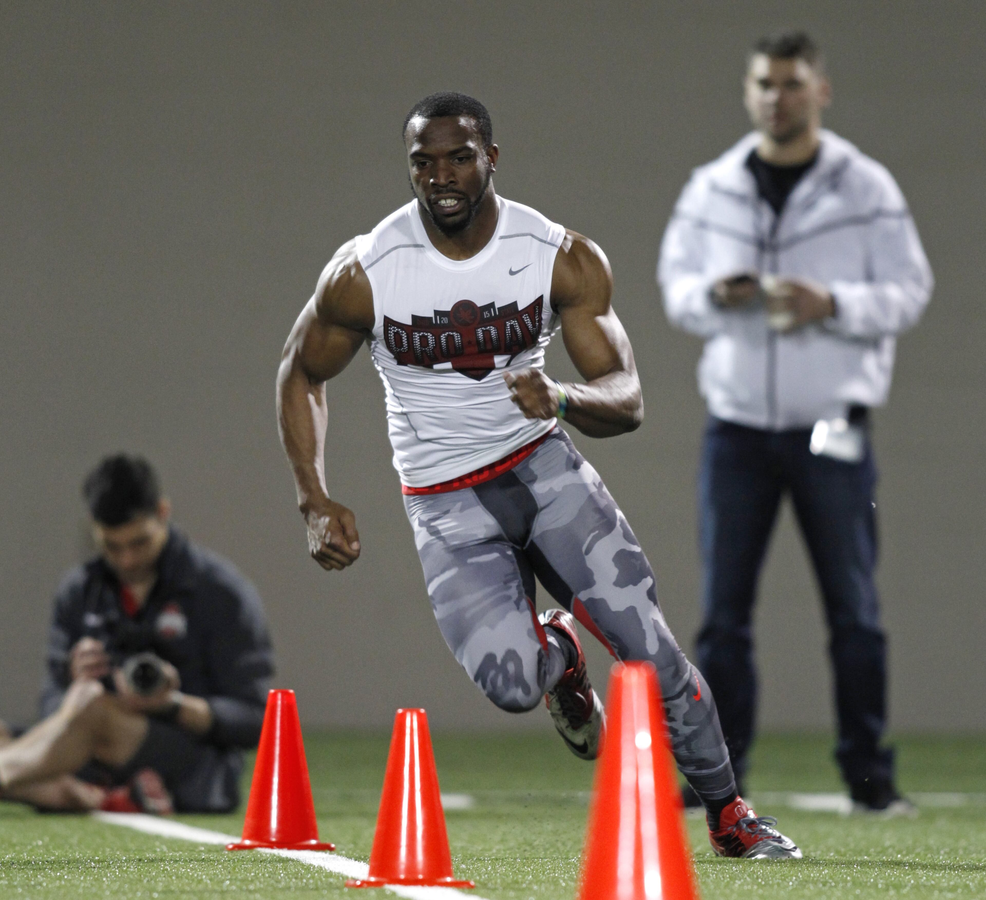 Connerback Doran Grant runs a drill during NFL Pro Day at Ohio State University in Columbus, Ohio, Friday, March 13, 2015. (AP Photo/Paul Vernon)