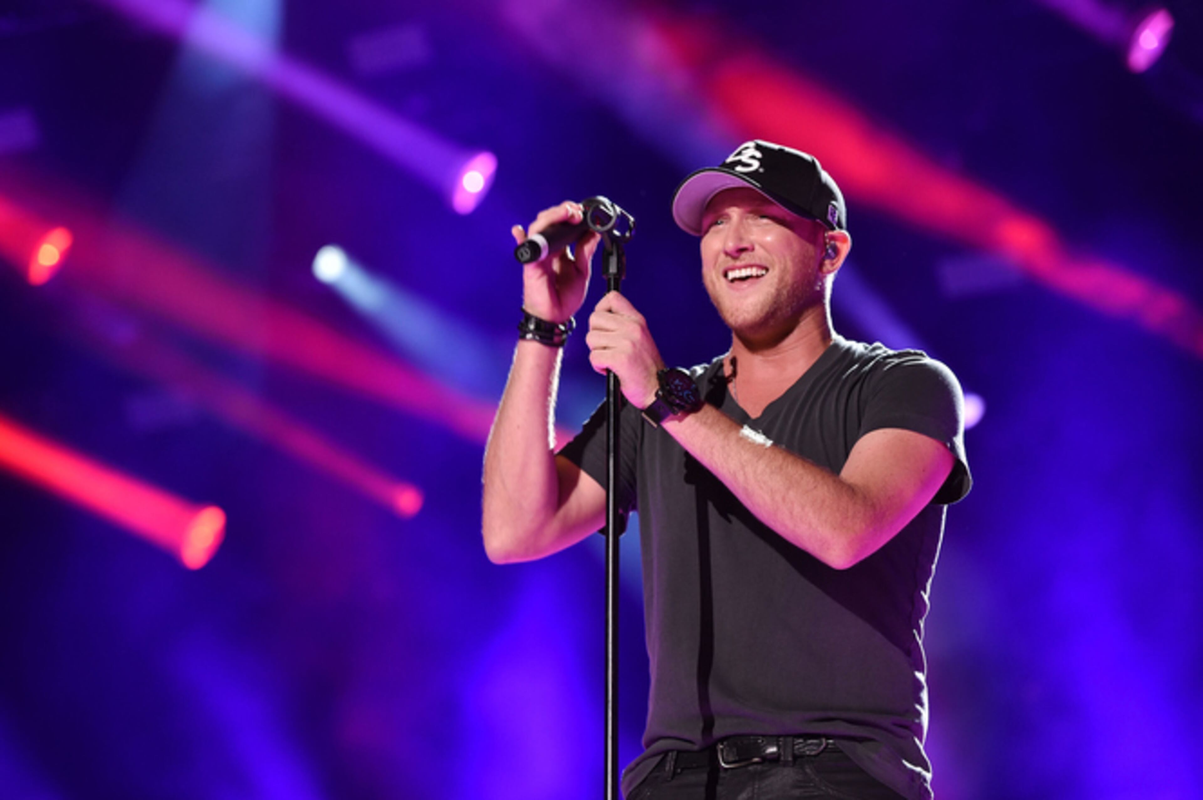Cole Swindell can usually be seen wearing a Georgia Southern cap.