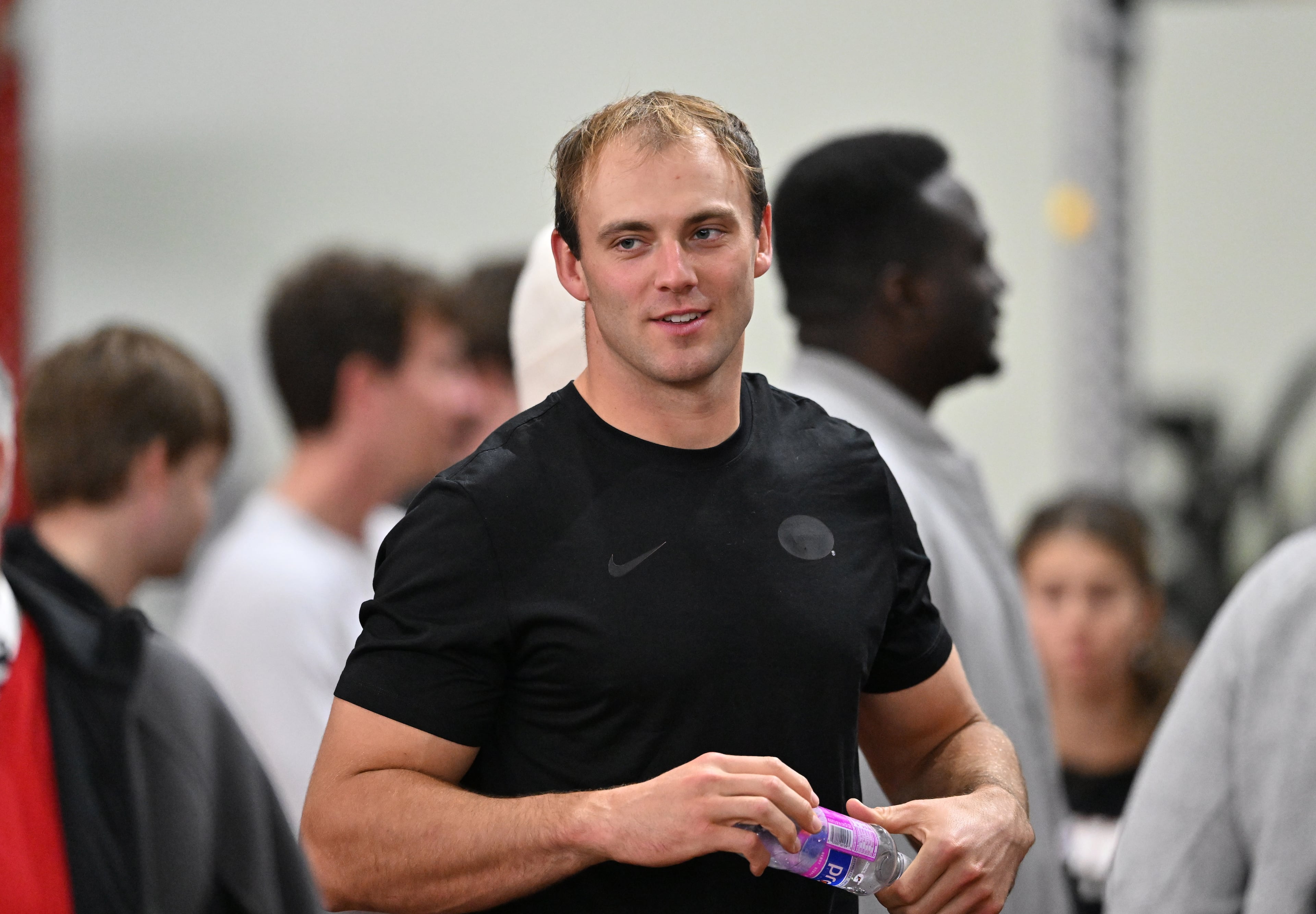 Former Georgia Bulldogs tight Brock Bowers is seen during Georgia's NFL Pro Day at Payne Indoor Athletic Facility, Wednesday, March 18, 2026, in Athens. (Hyosub Shin/AJC)