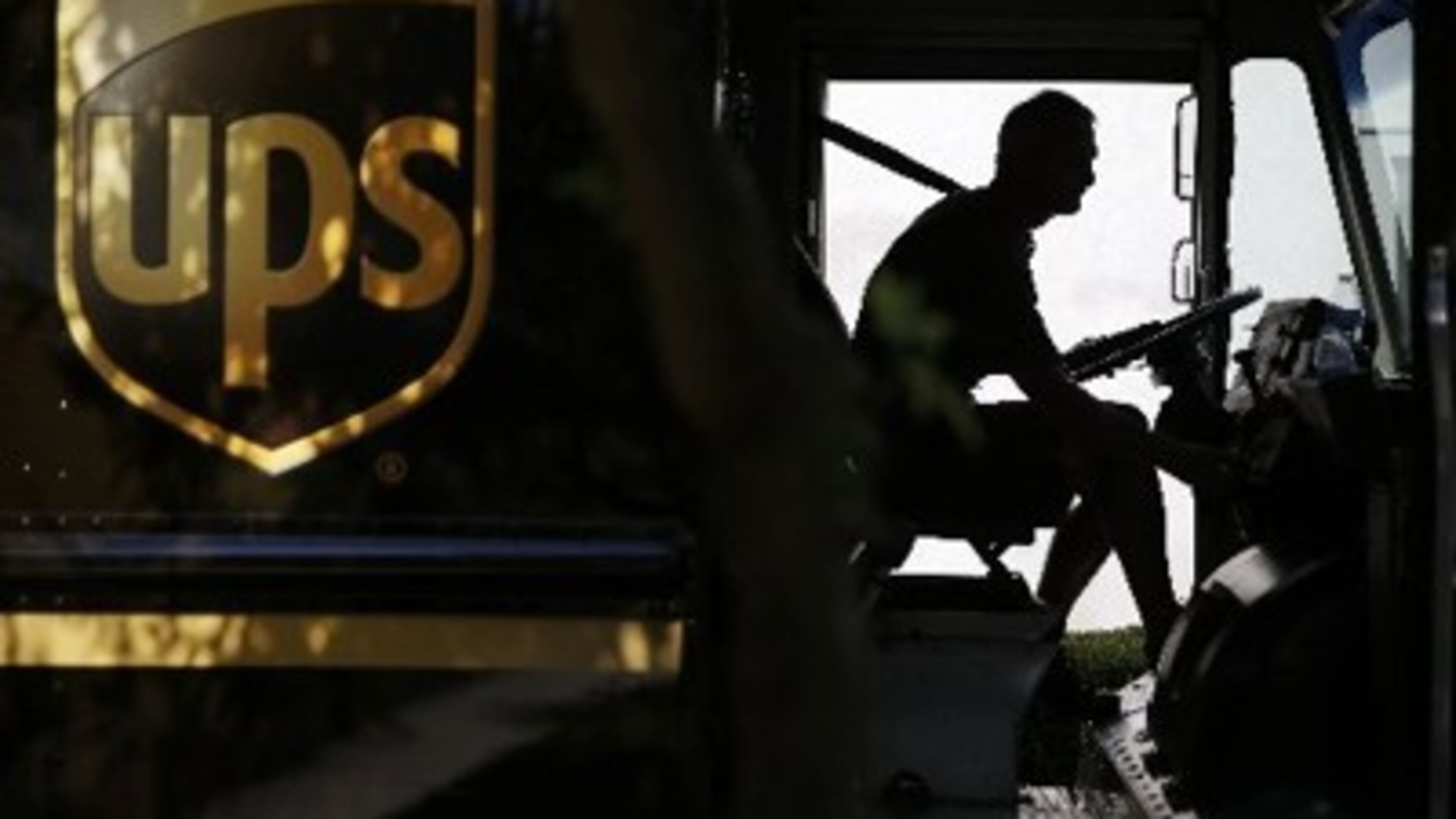 Fulton County won’t tax goods e-commerce companies hold in warehouses.