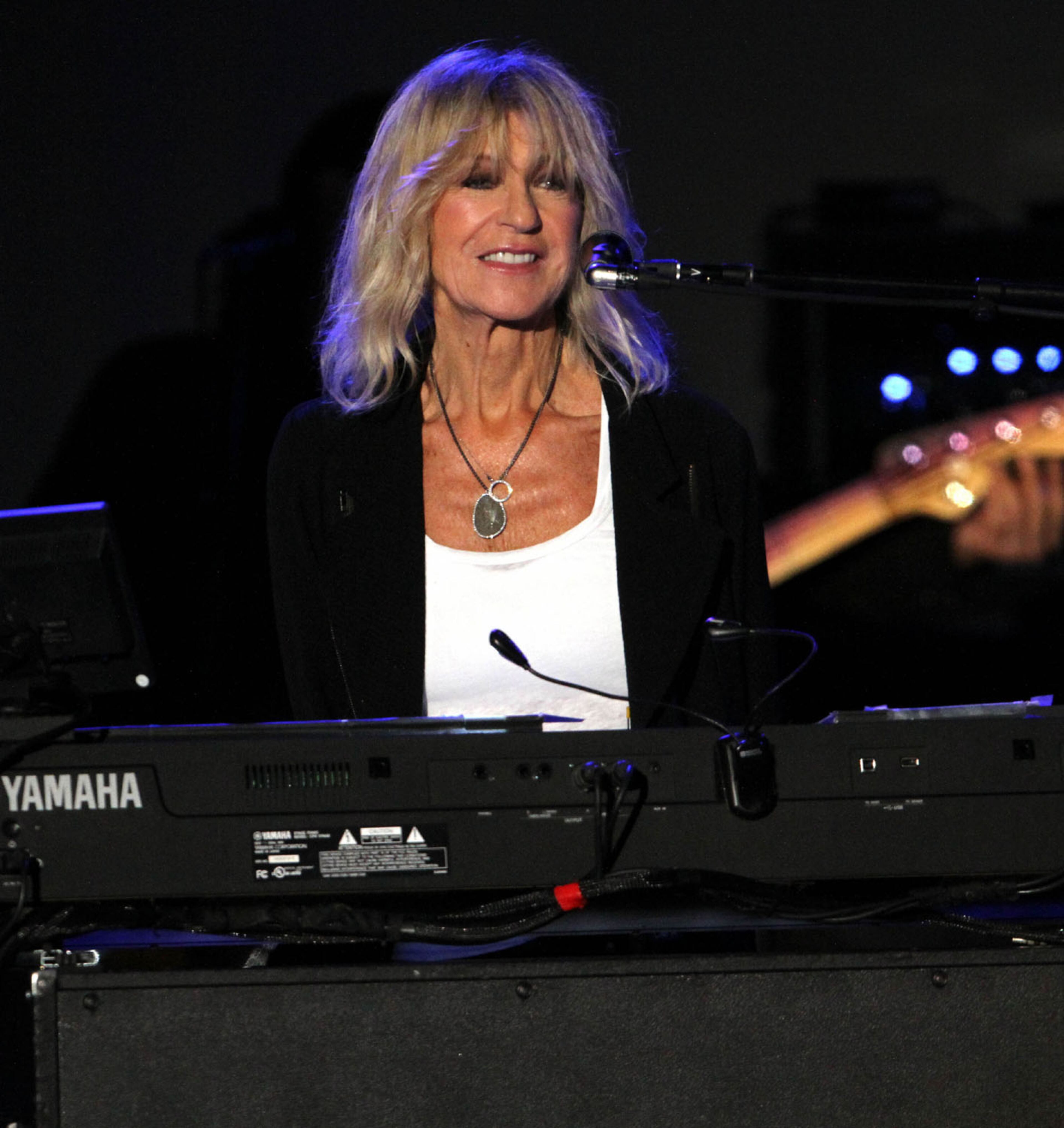 #3 of #21. PLEASE KEEP IN SEQUENTIAL ORDER FOR THE CONTINUITY OF THE GALLERY. -- Christine McVie sings on "Feel Abouit You."Lindsey Buckingham and Christine McVie of Fleetwood Mac kicked off their tour Wednesday night, June 21, 2017 at Chastain Park. The Wallflowers opened the show.Robb Cohen Photography & Video /RobbsPhotos.com