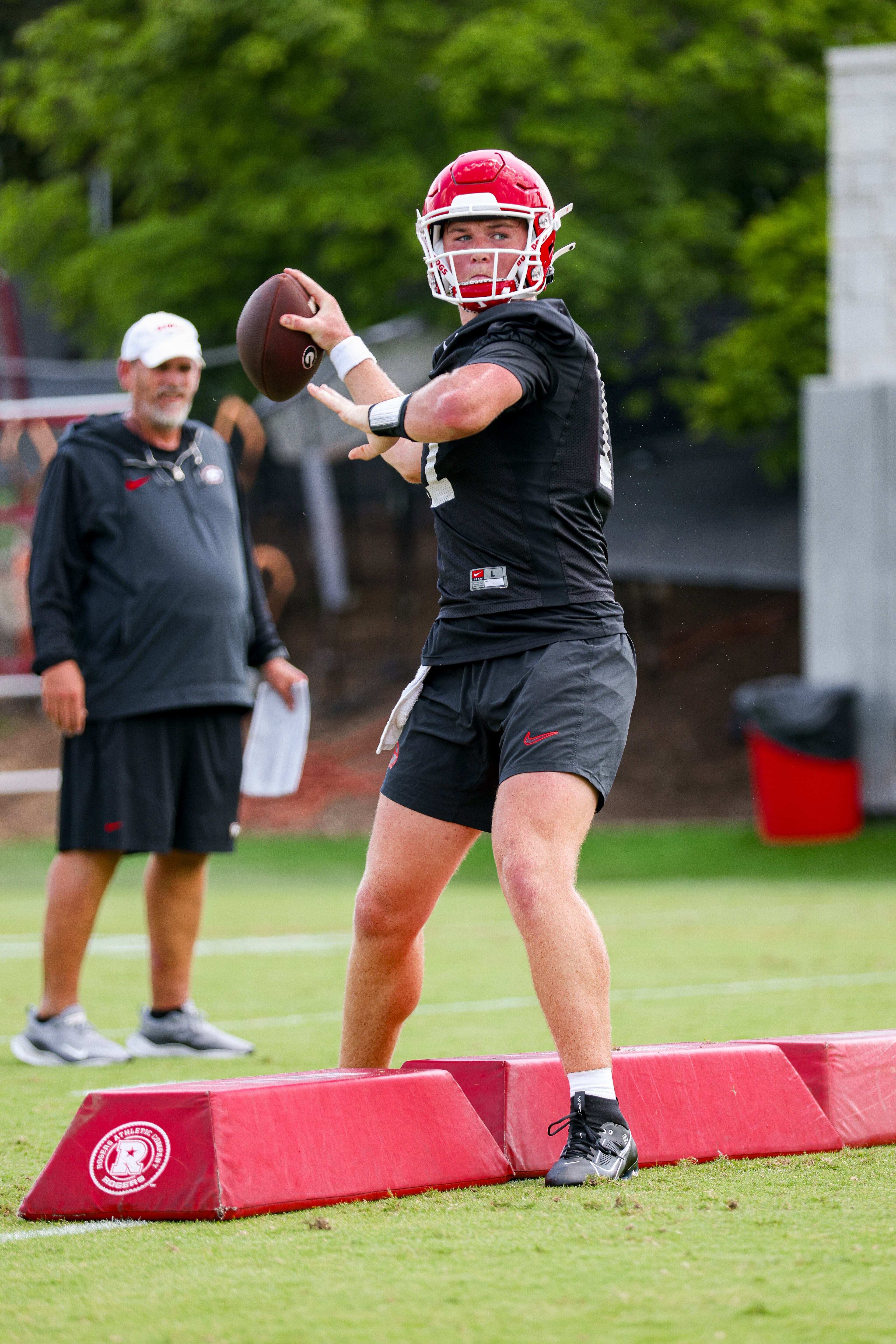Georgia quarterback Colter Ginn throws a pass. (Conor Dillon/UGAAA)
