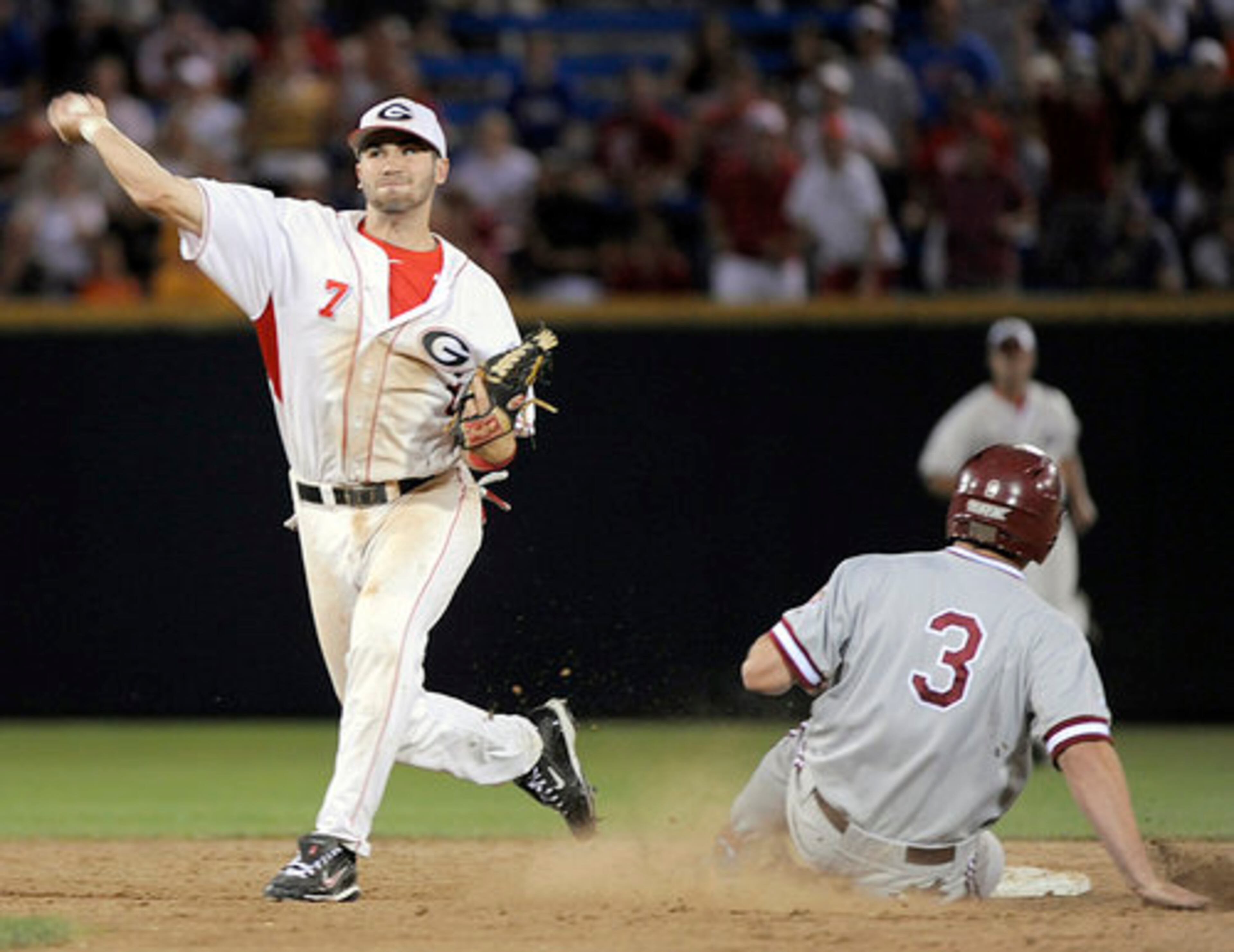 David Thoms, 2B - A redshirt sophomore from Watkinsville, Thoms is batting .210 with three RBIs, splitting duties at second base with junior Miles Starr since Michael Demperio tore his ACL on May 4.