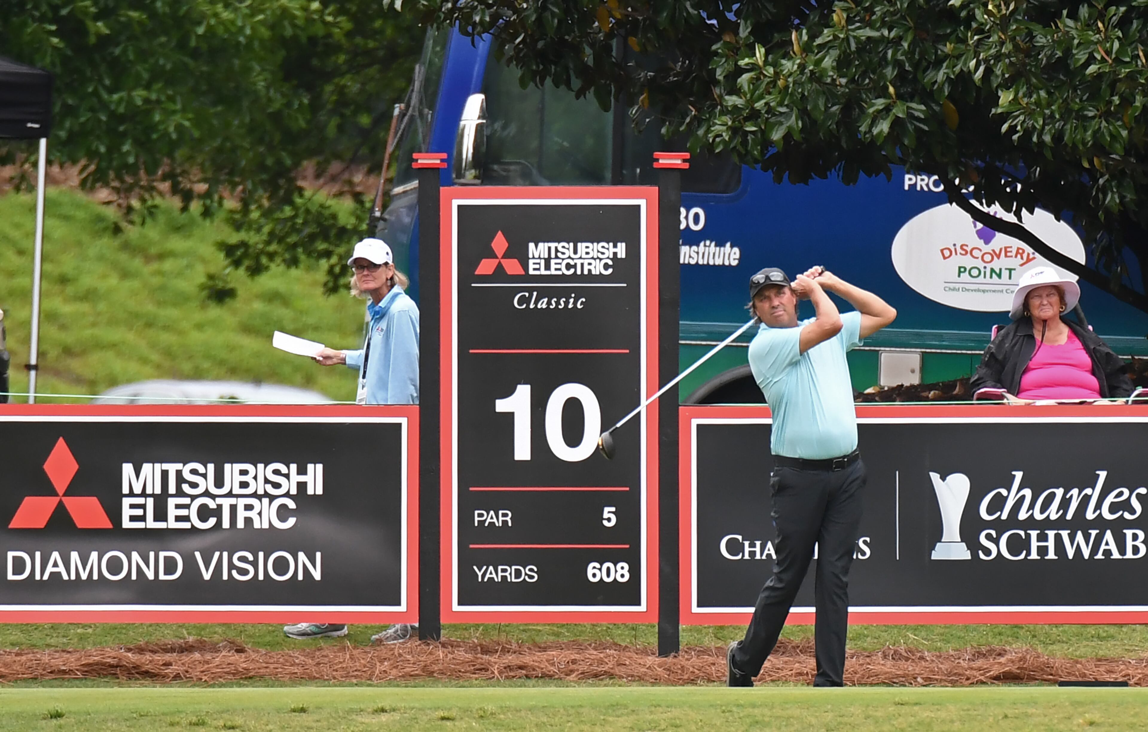 May 6, 2022 Atlanta - Stephen Ames tees off on the 10th hole during the first round of the Mitsubishi Electric Classic at TPC Sugarloaf in Duluth on Friday, May 6, 2022. (Hyosub Shin / Hyosub.Shin@ajc.com)