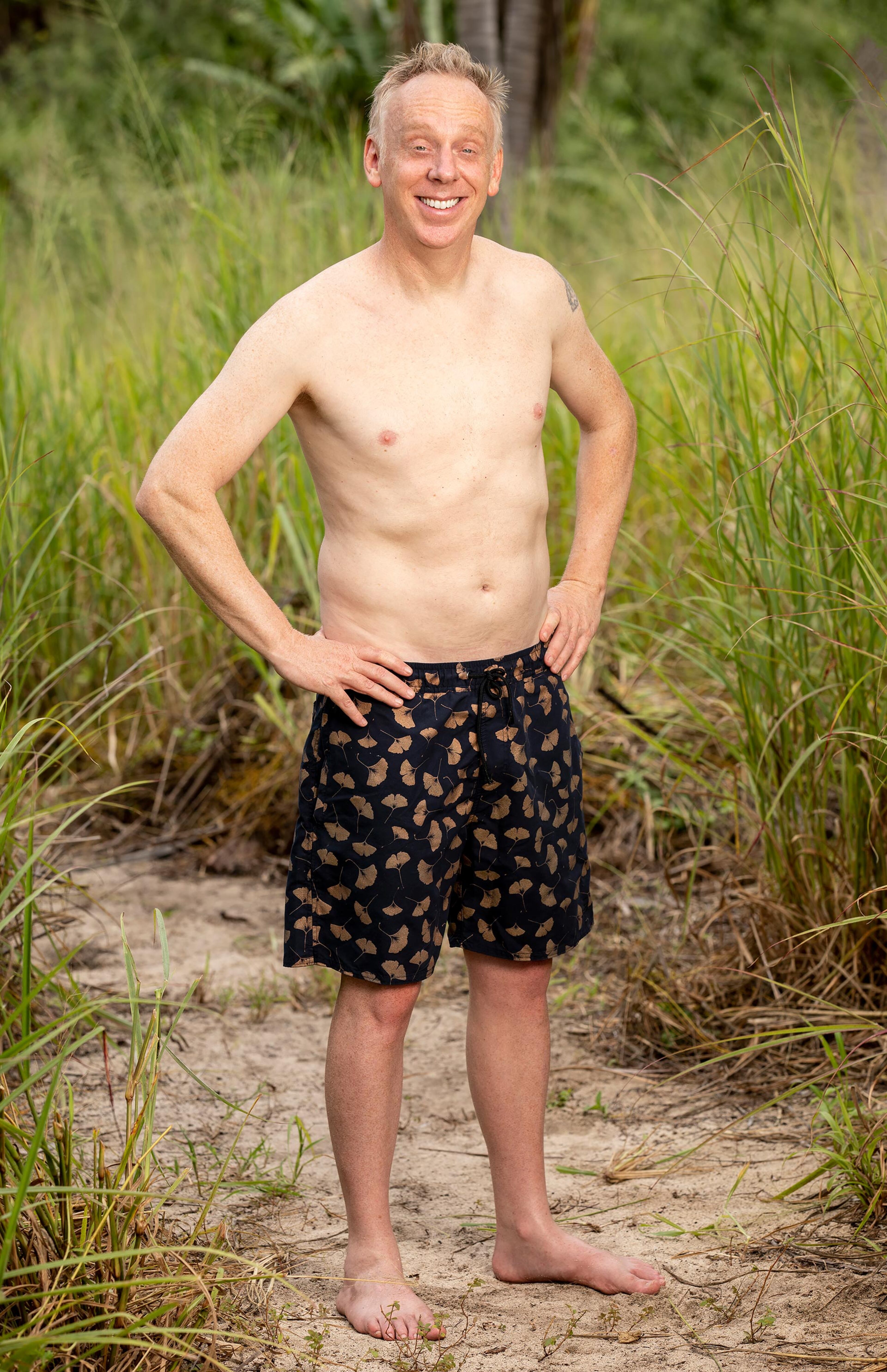 Mike White competes on SURVIVOR when the Emmy Award-winning series returns for its 37th season with a special 90-minute premiere, Wednesday, Sept. 26 (8:00-9:30 PM, ET/PT) on the CBS Television Network. Photo: Robert Voets/CBS Entertainment ©2018 CBS Broadcasting, Inc. All Rights Reserved.