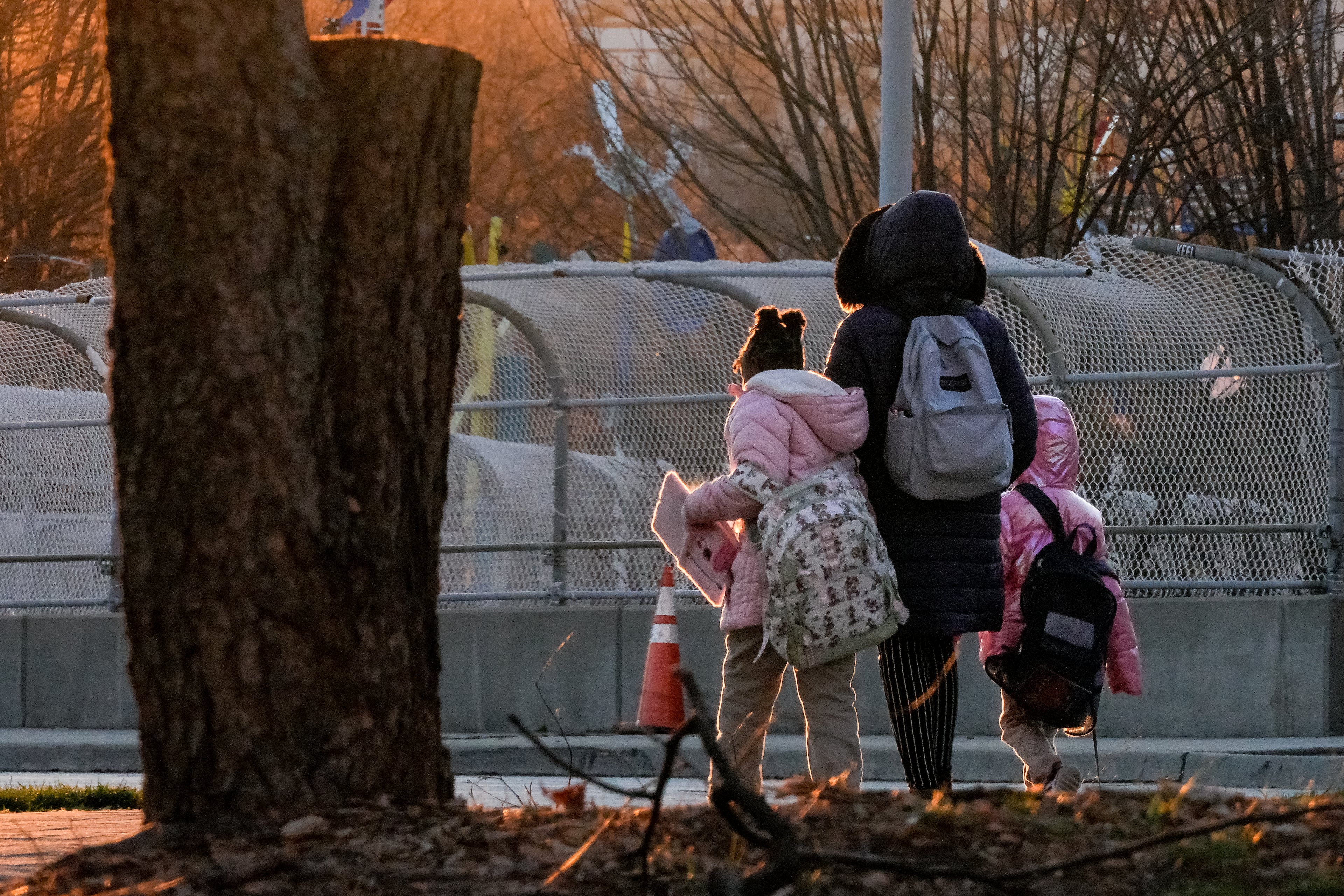 Metro Atlantans is getting hit with freezing temps Thursday morning. (Ben Hendren for The Atlanta Journal-Constitution)