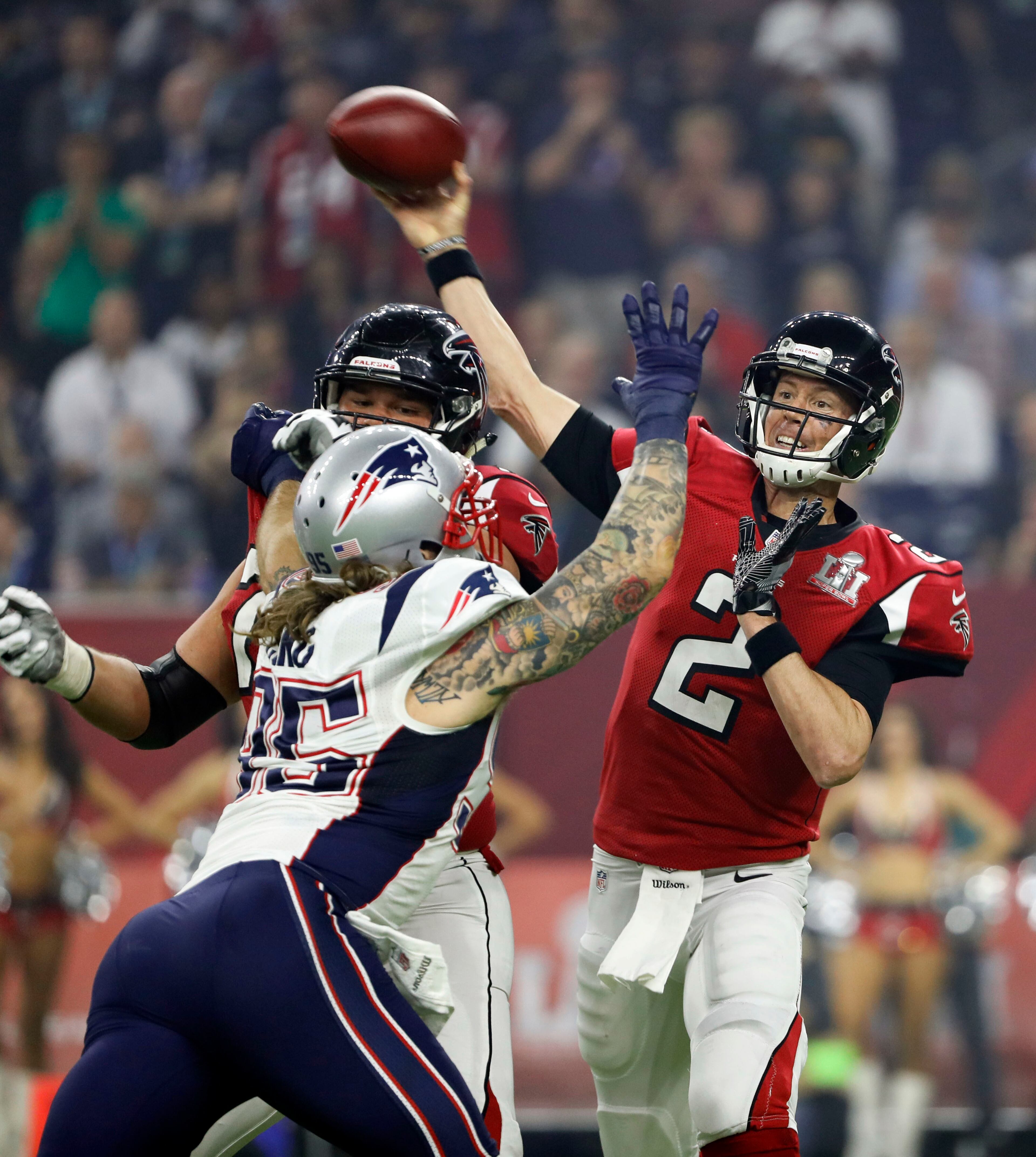 FEBRUARY 5, 2017 HOUSTON TX Atlanta Falcons quarterback Matt Ryan (2) passes in the 3rd quarter as the Atlanta Falcons meet the New England Patriots in Super Bowl LI at NRG Stadium in Houston, TX, Sunday, February 5, 2017. Bob Andres/AJC