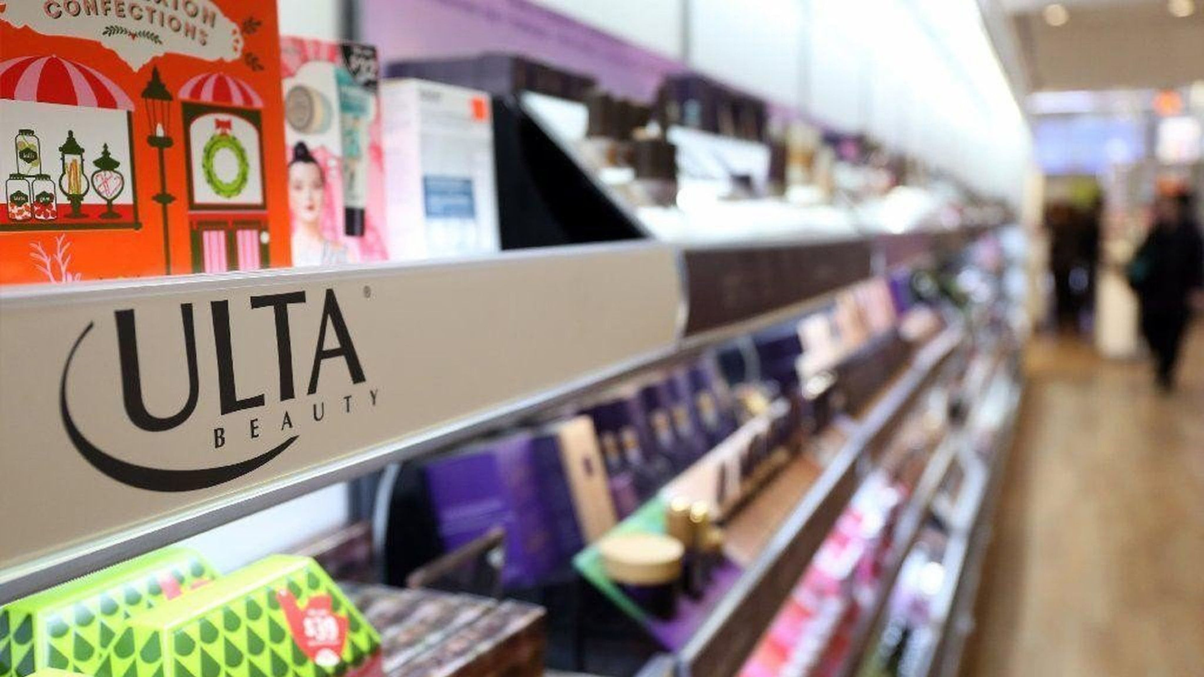 Ulta will put scaled-down shops in 100 Target stores next year. (Brian Cassella/Chicago Tribune/TNS)