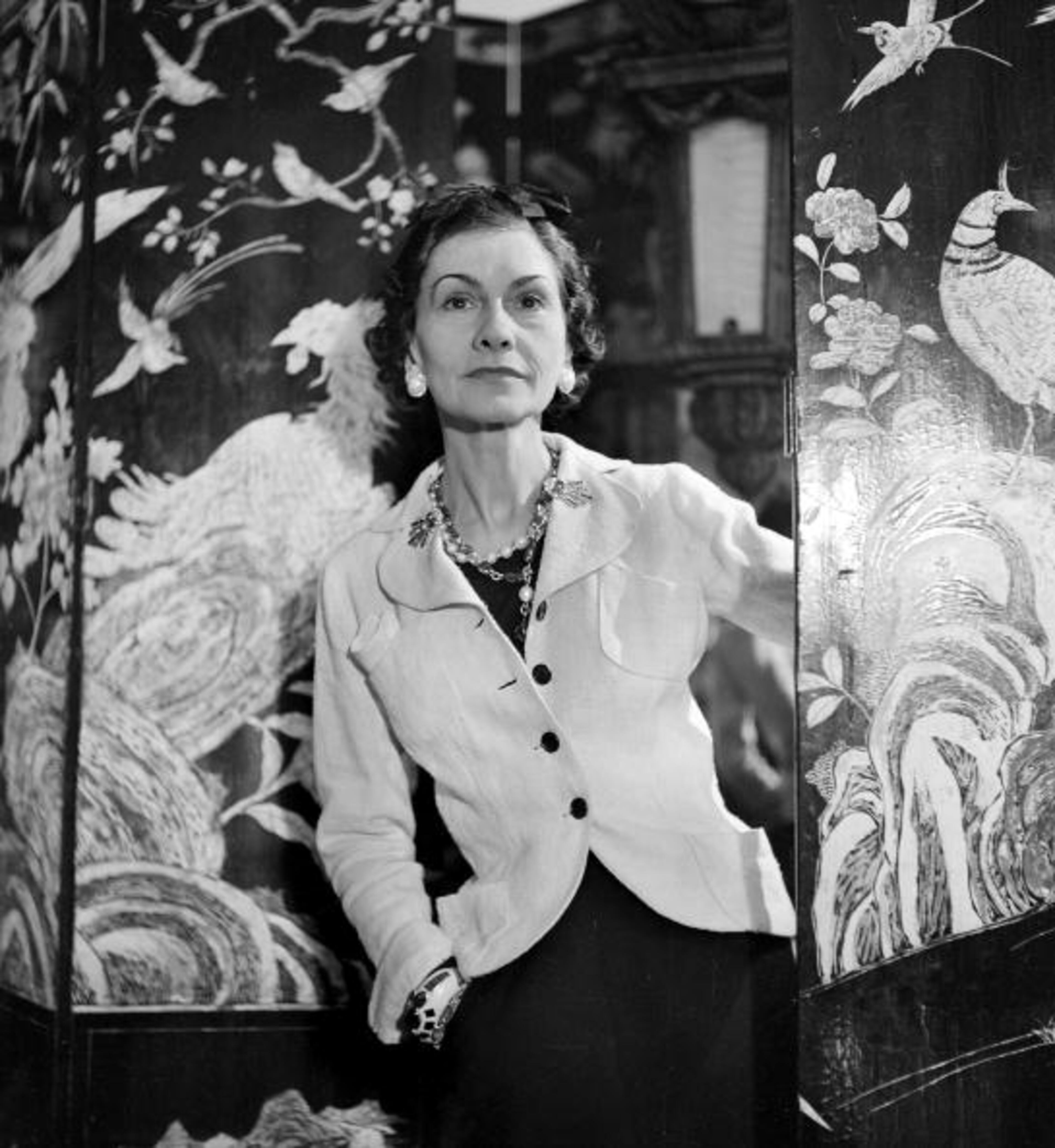 FRANCE - CIRCA 1937: Coco Chanel, French couturier. Paris, 1937. (Photo by Lipnitzki/Roger Viollet/Getty Images)