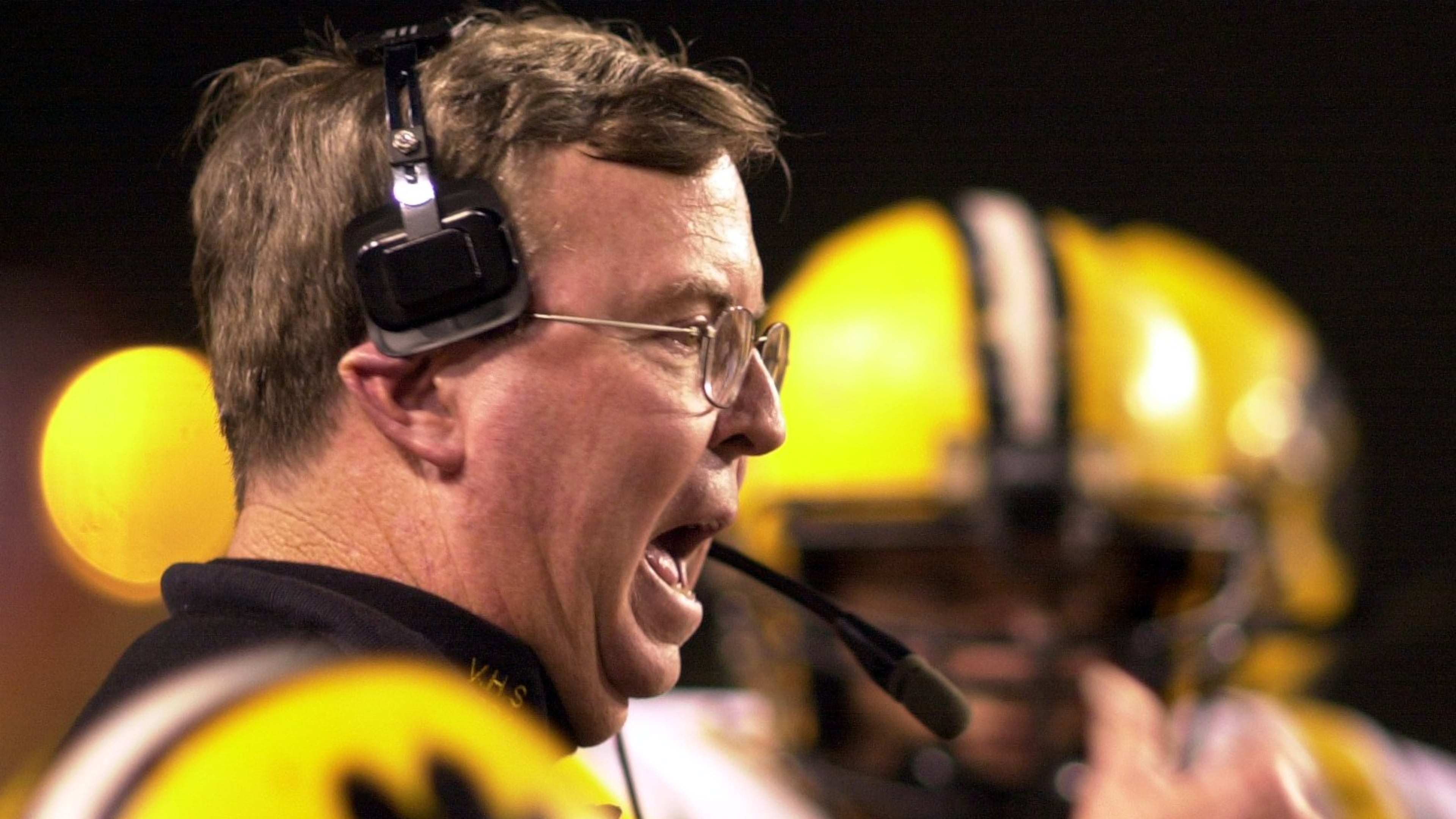 Valdosta coach Mike O'Brien, photographed in 2001. His team was on the losing end of a penetration-decided overtime against Lowndes in 2000. (Joey Ivansco/AJC 2001)