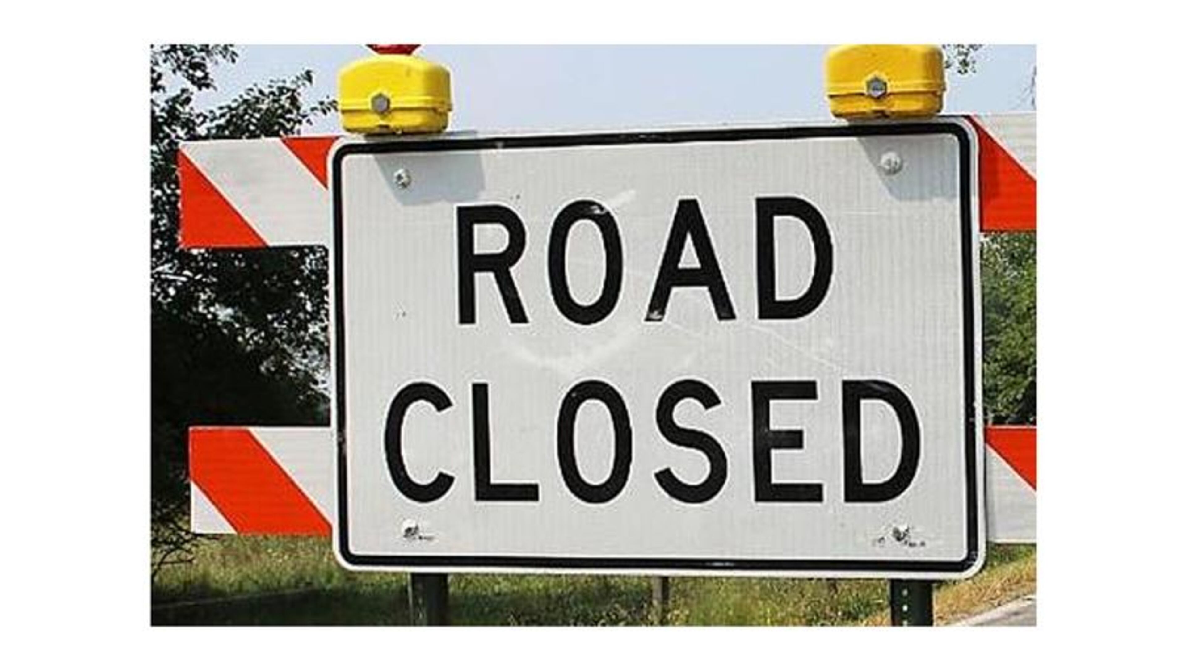 Daytime closures are scheduled for Sweet Apple Road in Milton for four days starting Monday, March 9, for the installation of a new natural gas main. AJC FILE