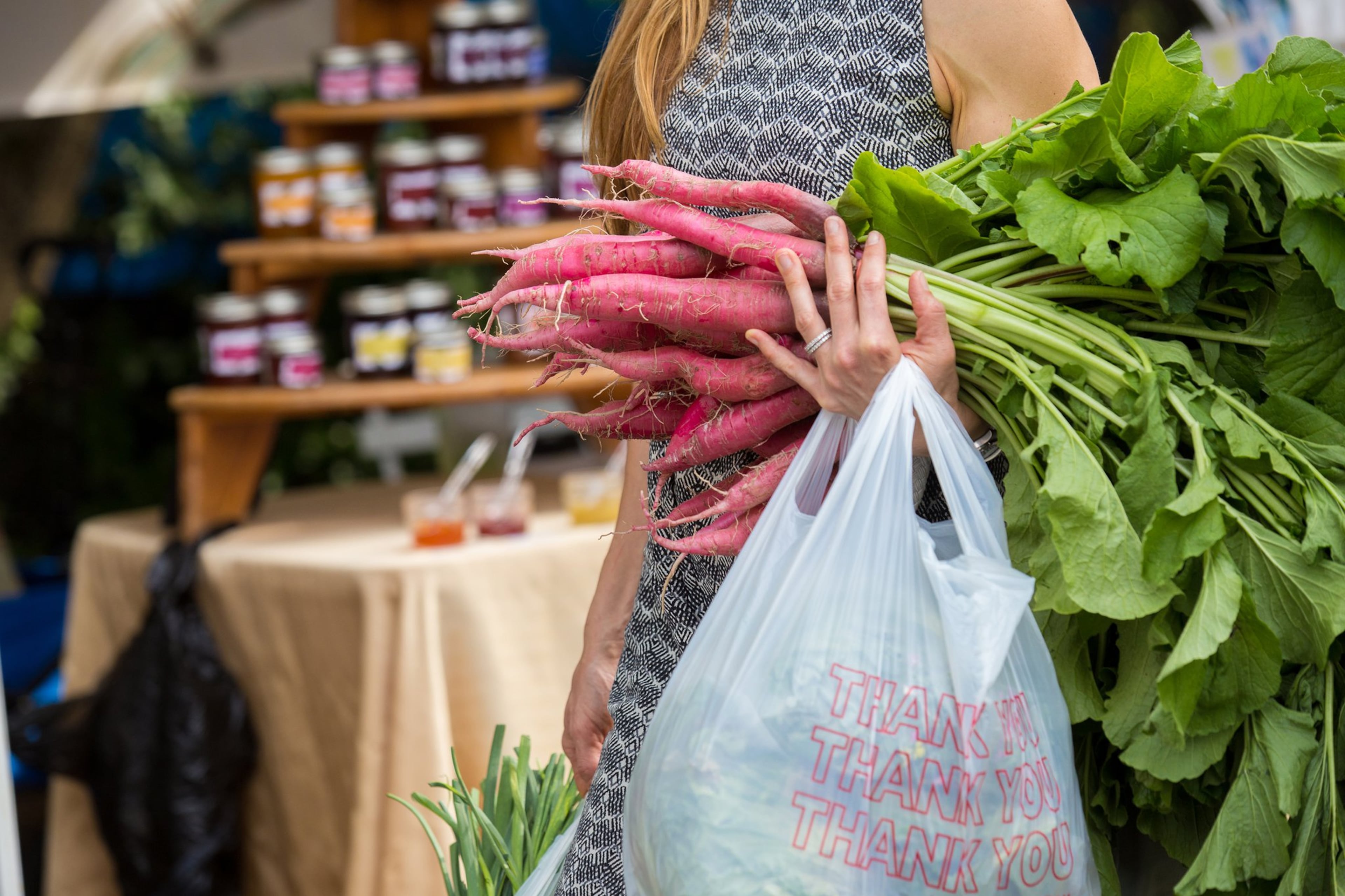 The East Atlanta Village Farmers Market offers sustainably grown fruits and vegetables, pastured pork, locally baked bread, herbs and spice blends, prepared meals and artisan goods. (Jenni Girtman for the AJC)