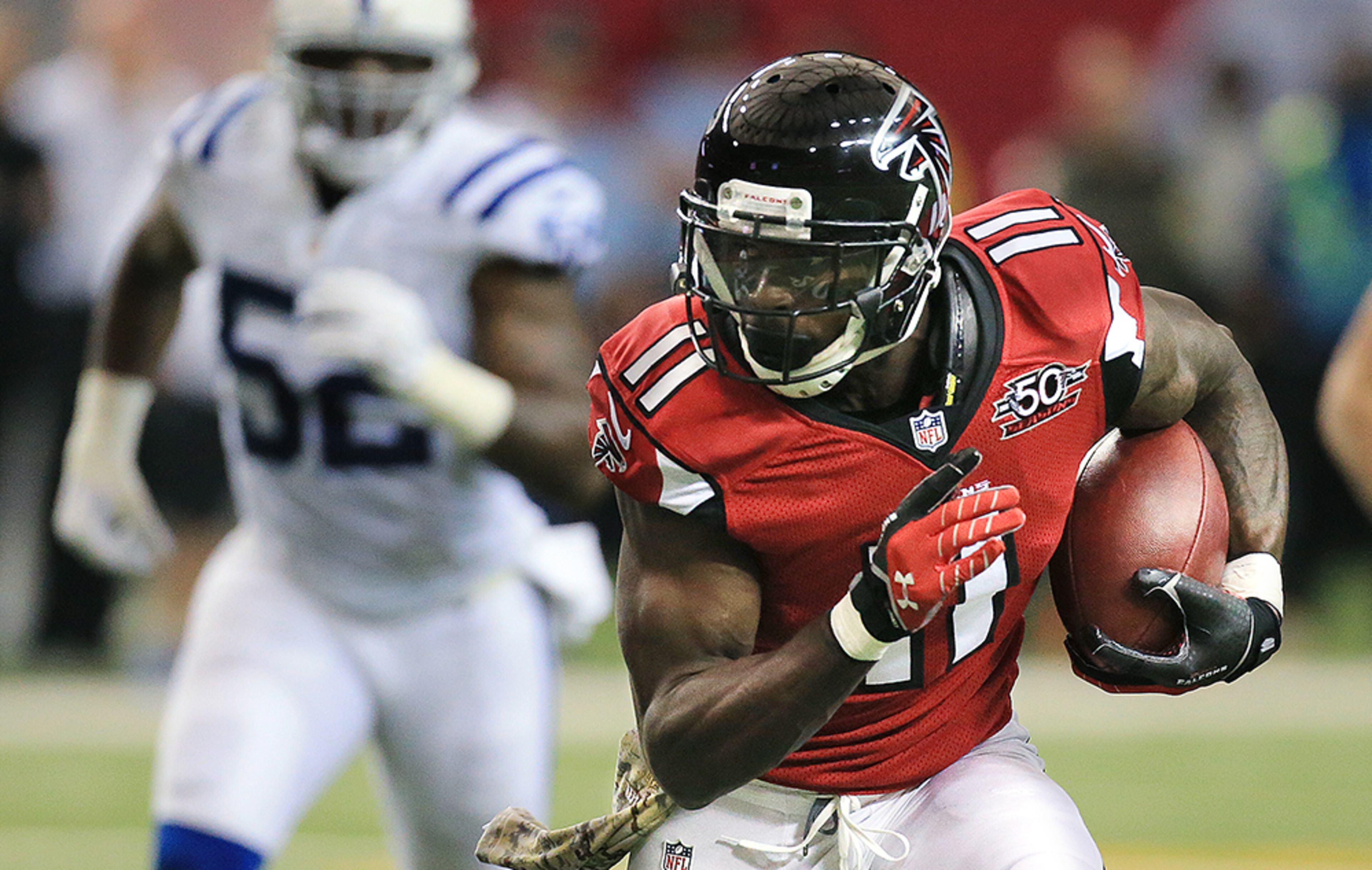 Julio Jones, total receiving yards: Over/under: 1,300 yards. Actual: 1,871 receiving yards.