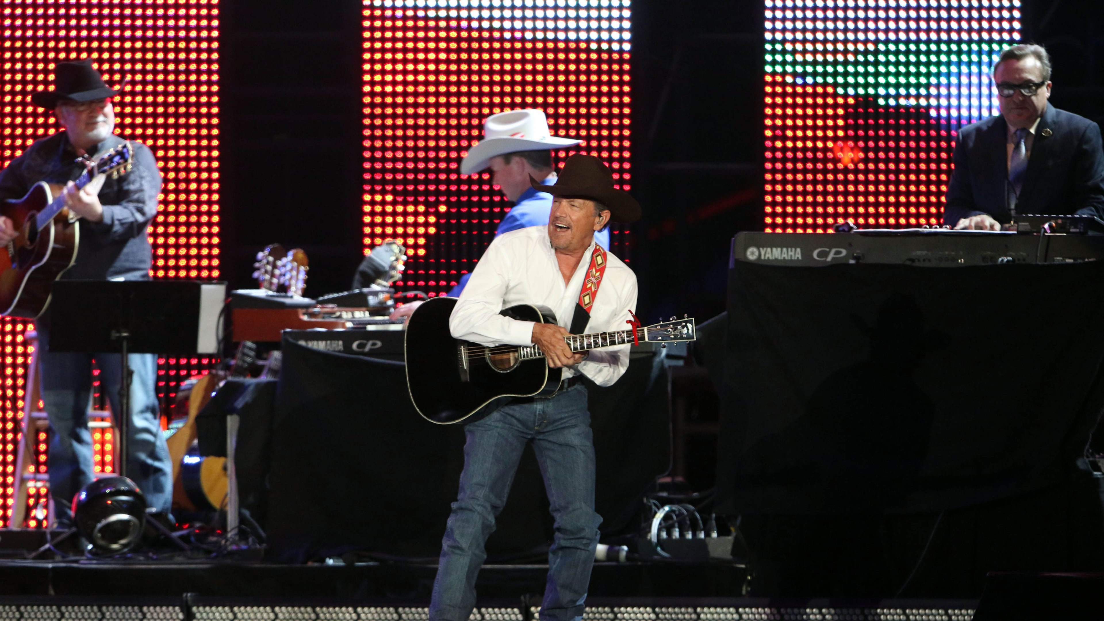 George Strait had a ball during his March 30, 2019 concert at Mercedes-Benz Stadium - his first visit to Atlanta since 2014.