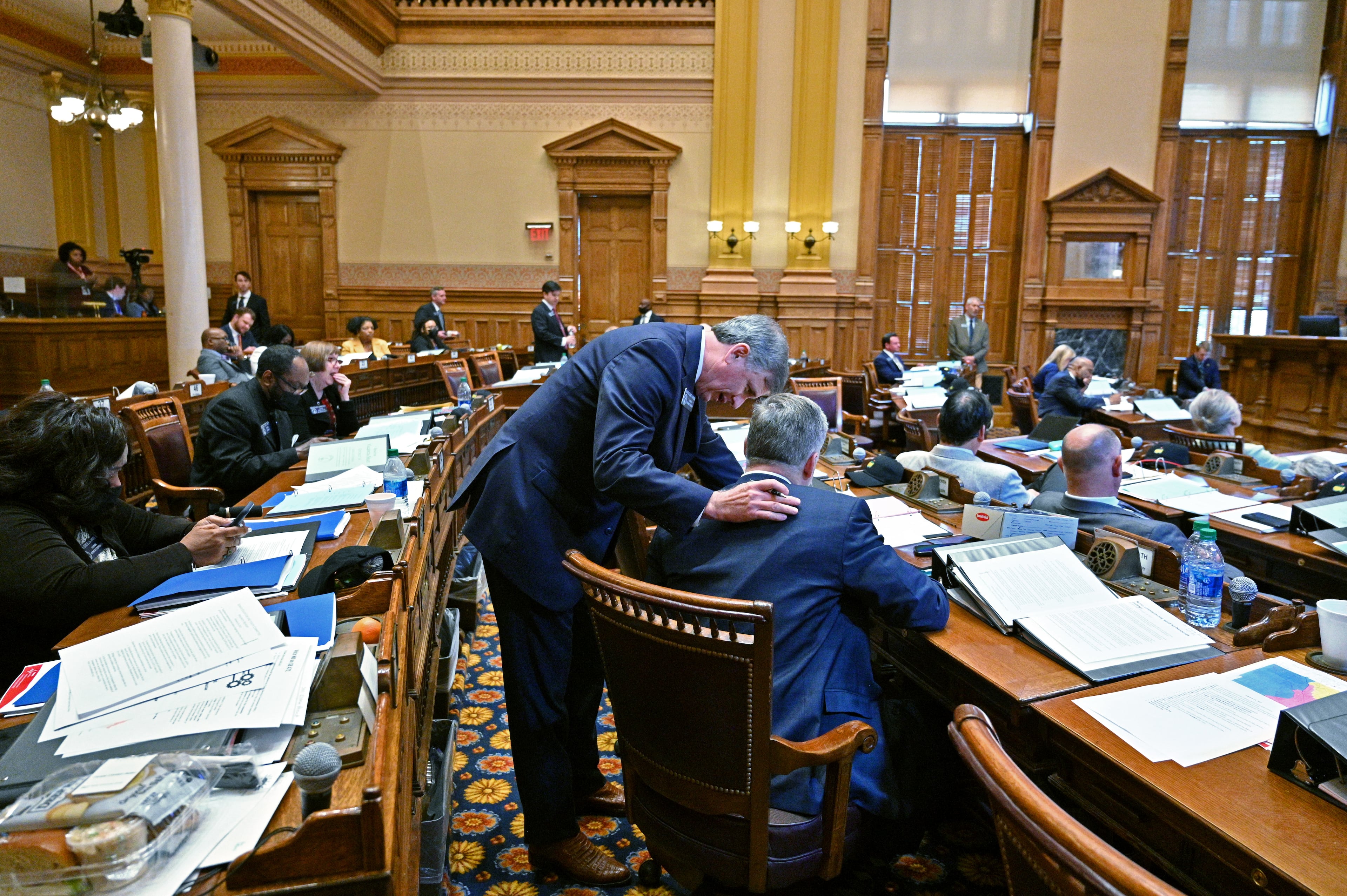 State Sen. Marty Harbin, R-Tyrone, left, seen conferring with with then state Sen. John Kennedy at the Georgia Capitol in 2022. (Hyosub Shin/AJC)