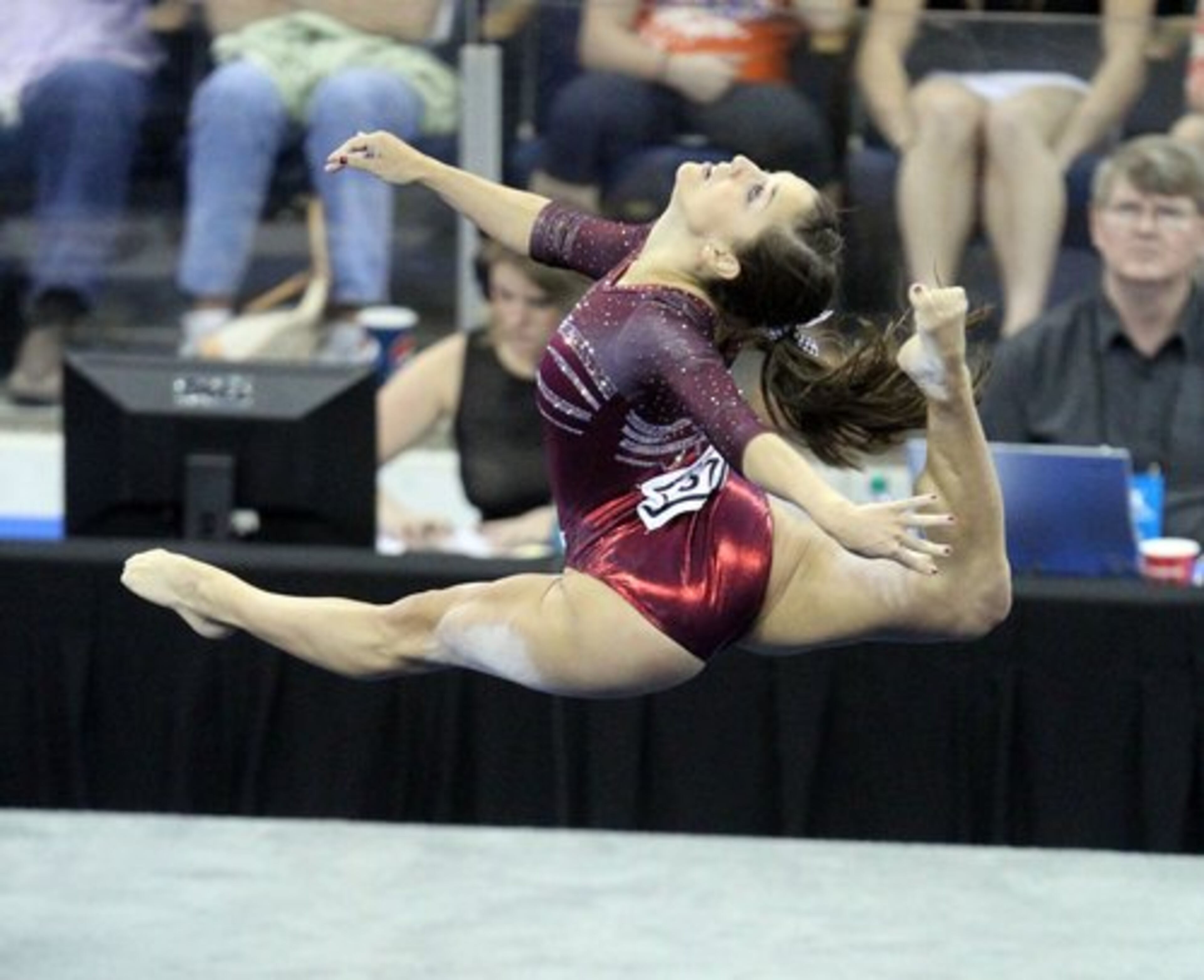 Alabama's Marissa Gutierrez competes in the floor exercise.
