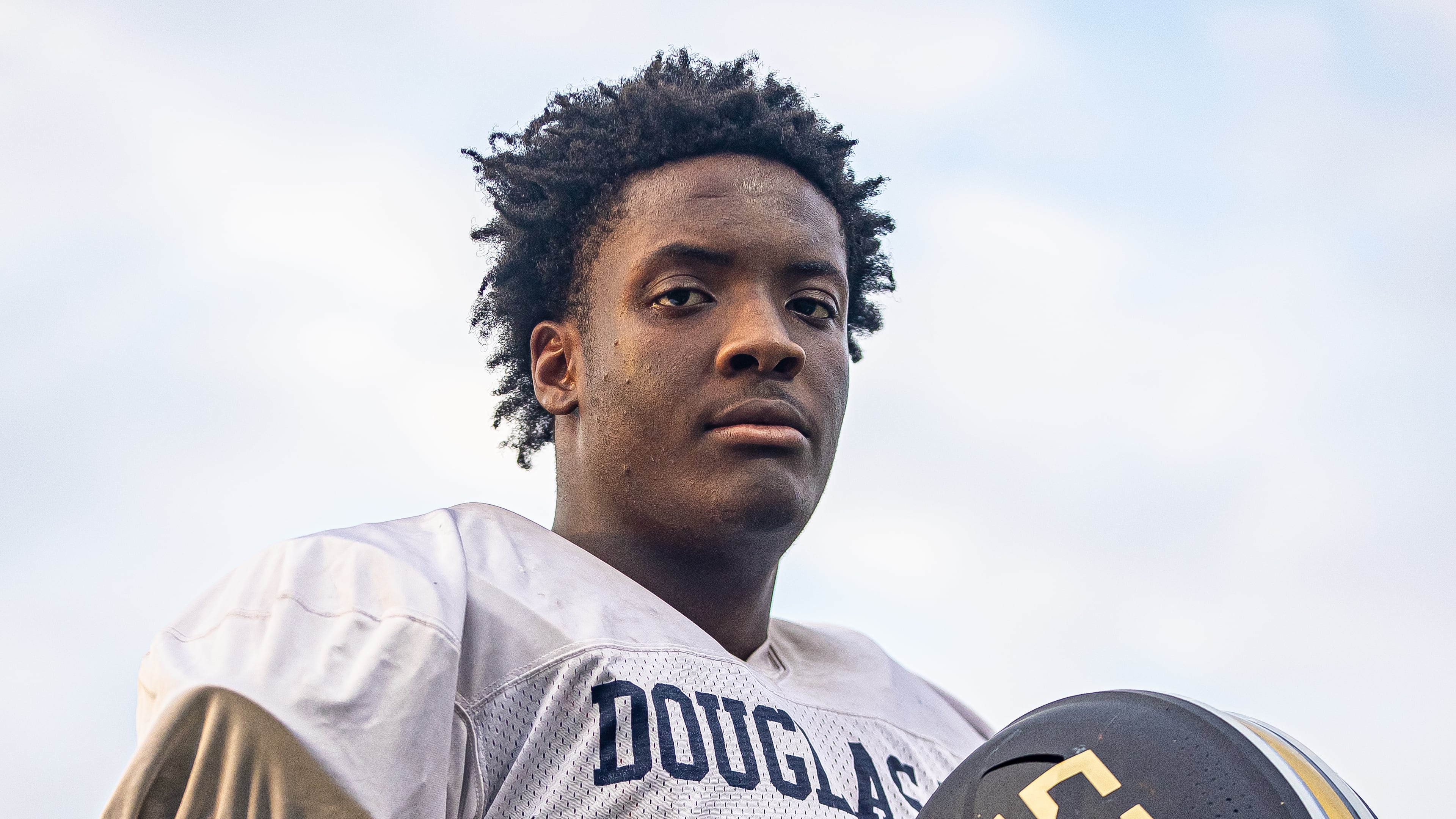 Joshua Sam-Epelle is a 6-foot-8-plus and 325-pound OT prospect in the Class of 2027. He's a major target for Georgia football at Douglas County High School. (Jeff Sentell/DawgNation)