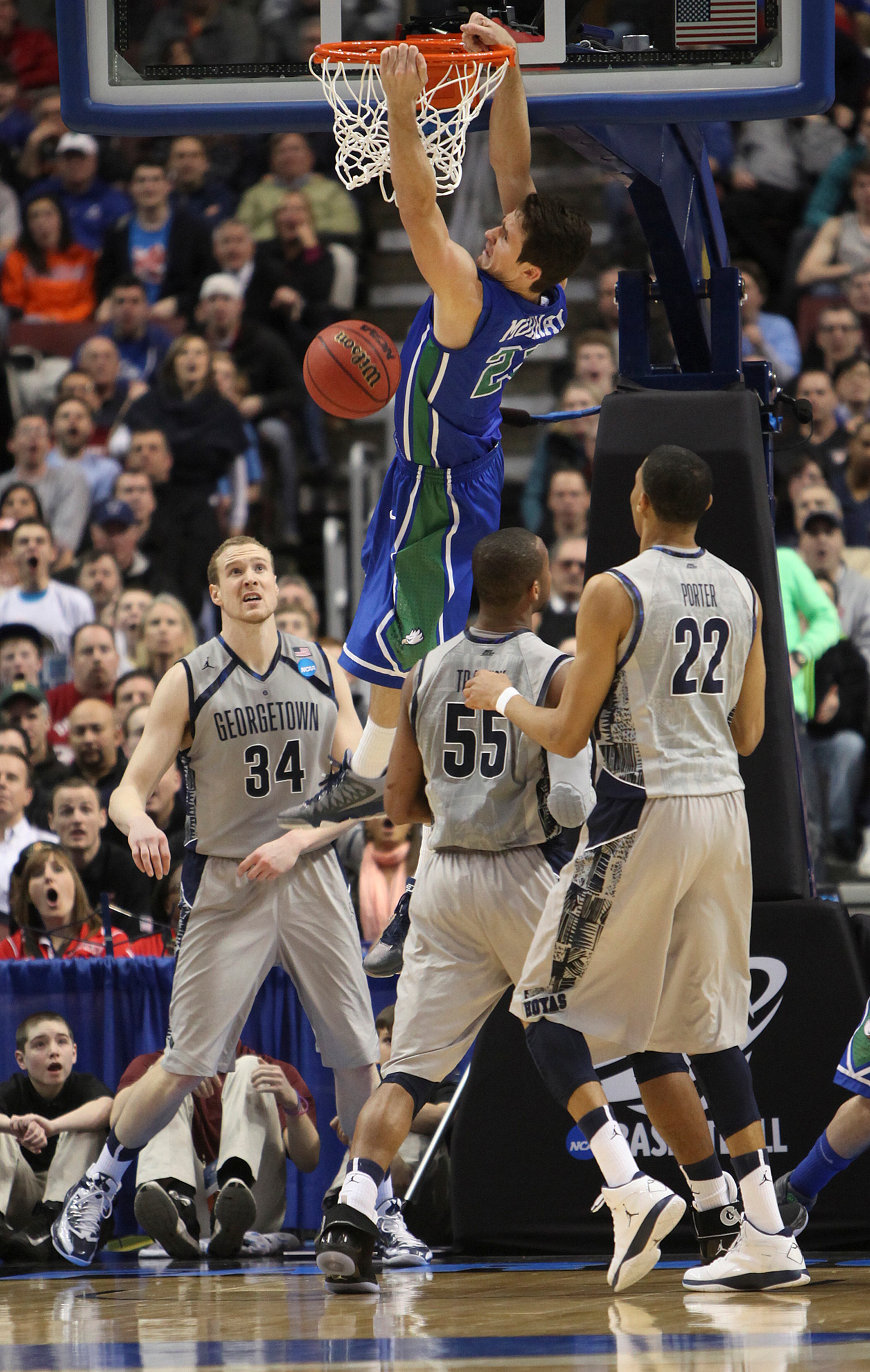 Florida Gulf Coast forward Eddie Murray (23) dunks against Georgetown in the second half of a second-round game in the NCAA Men's Basketball Tournament at the Wells Fargo Center in Philadelphia, Pennsylvania, Friday, March 22, 2013. FGCU upset Georgetown, 78-68. (Steven M. Falk/Philadelphia Daily News/MCT)