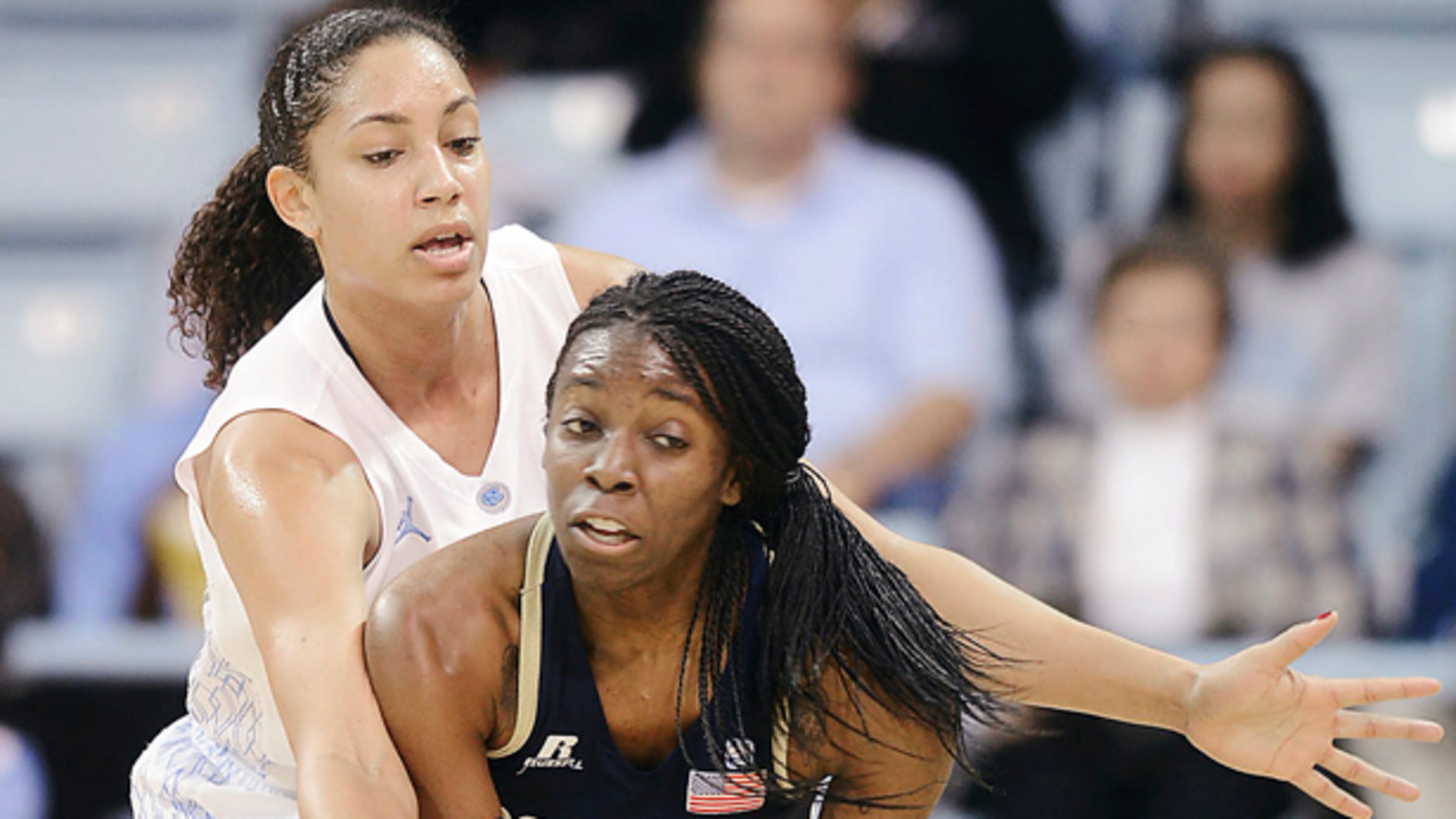 Guard Tyaunna Marshall leads the Jackets with 15.4 points per game.