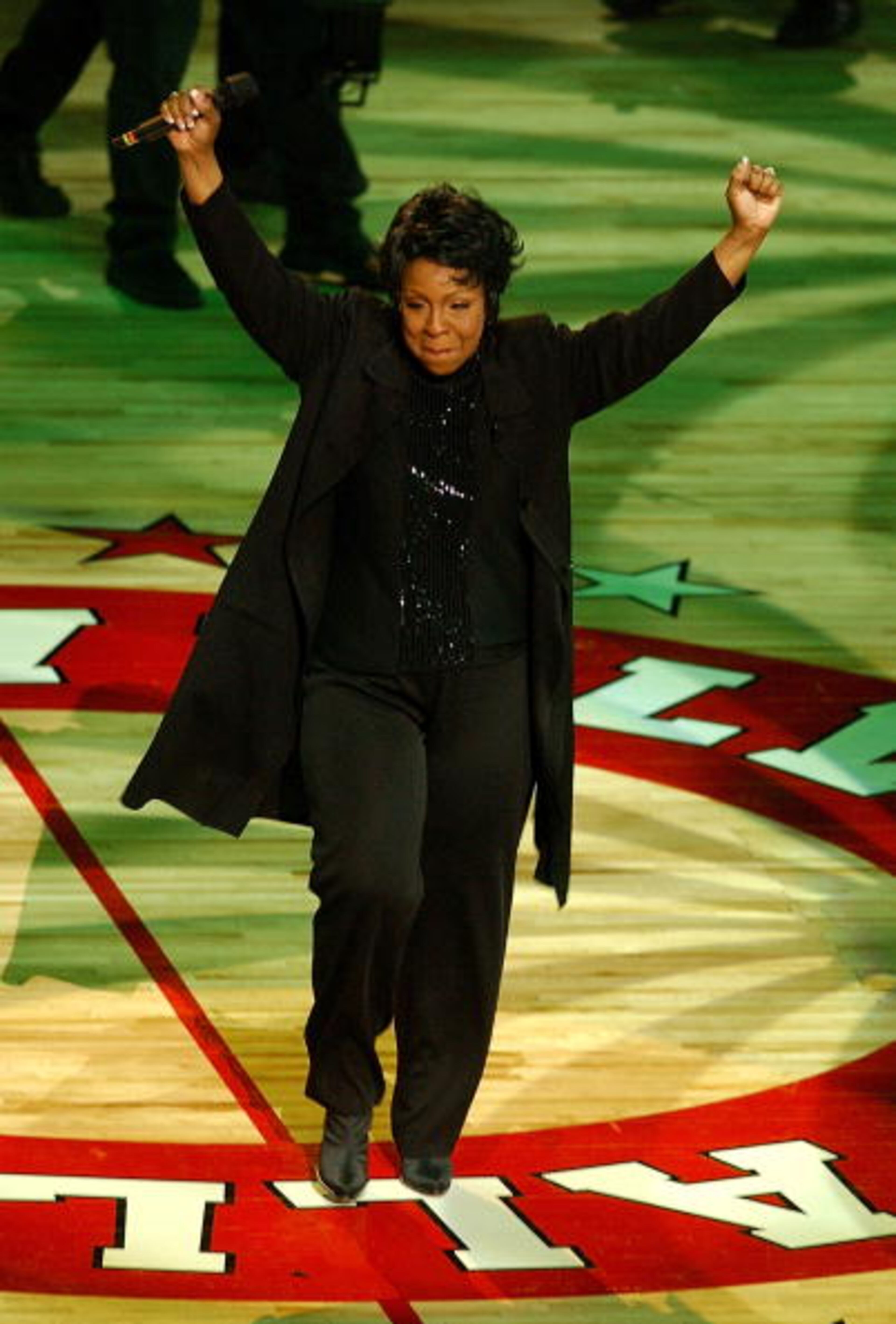 ATLANTA, GA - FEBRUARY 9: Singer Gladys Knight opens the game at the 2003 NBA All-Star game at the Phillips Arena February 9, 2003 in Atlanta, Georgia. (Photo by Mark Mainz/Getty Images)