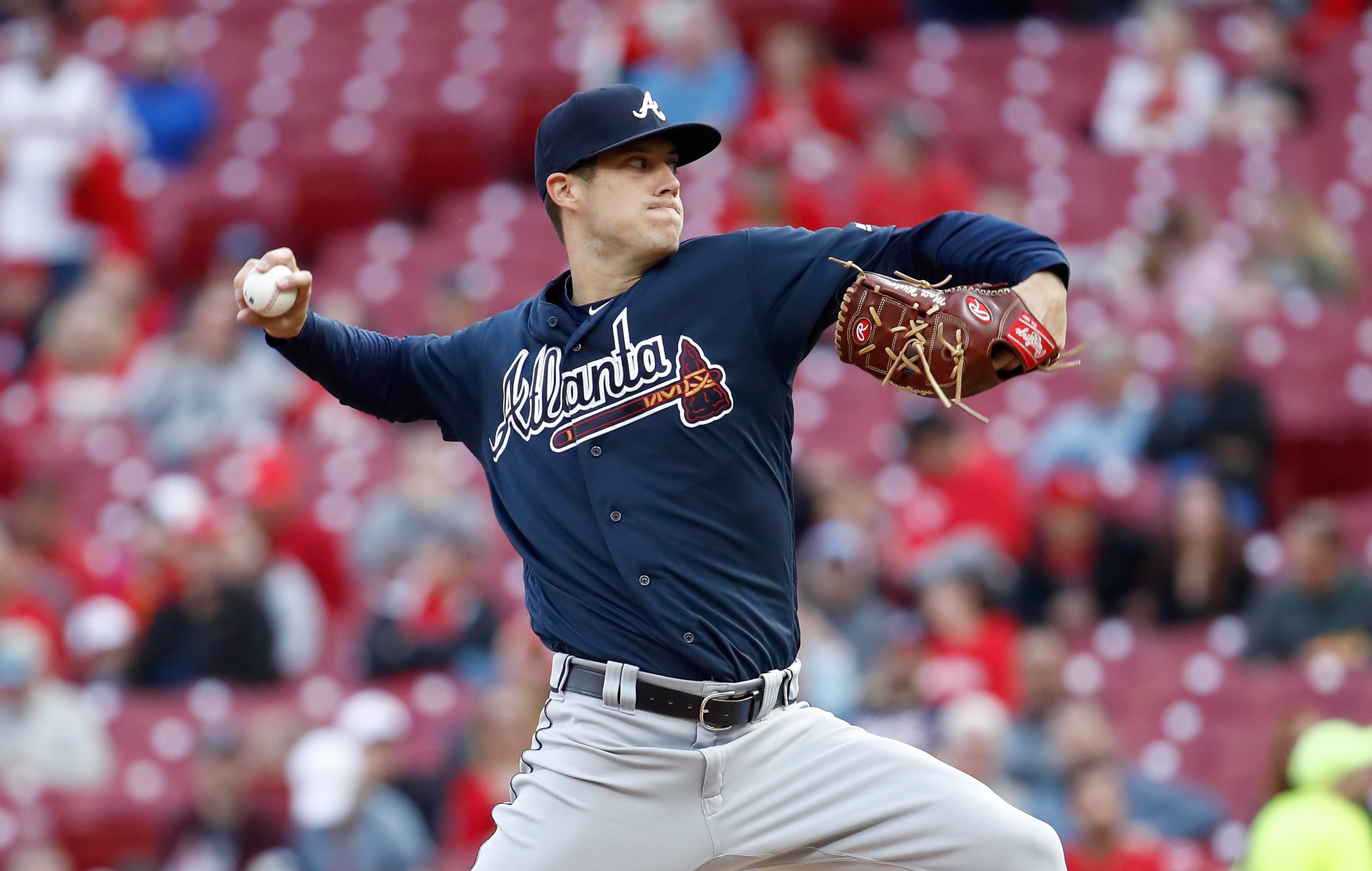 CINCINNATI, OH - APRIL 25: Matt Wisler #45 of the Atlanta Braves throws a pitch against the Cincinnati Reds at Great American Ball Park on April 25, 2018 in Cincinnati, Ohio. (Photo by Andy Lyons/Getty Images)