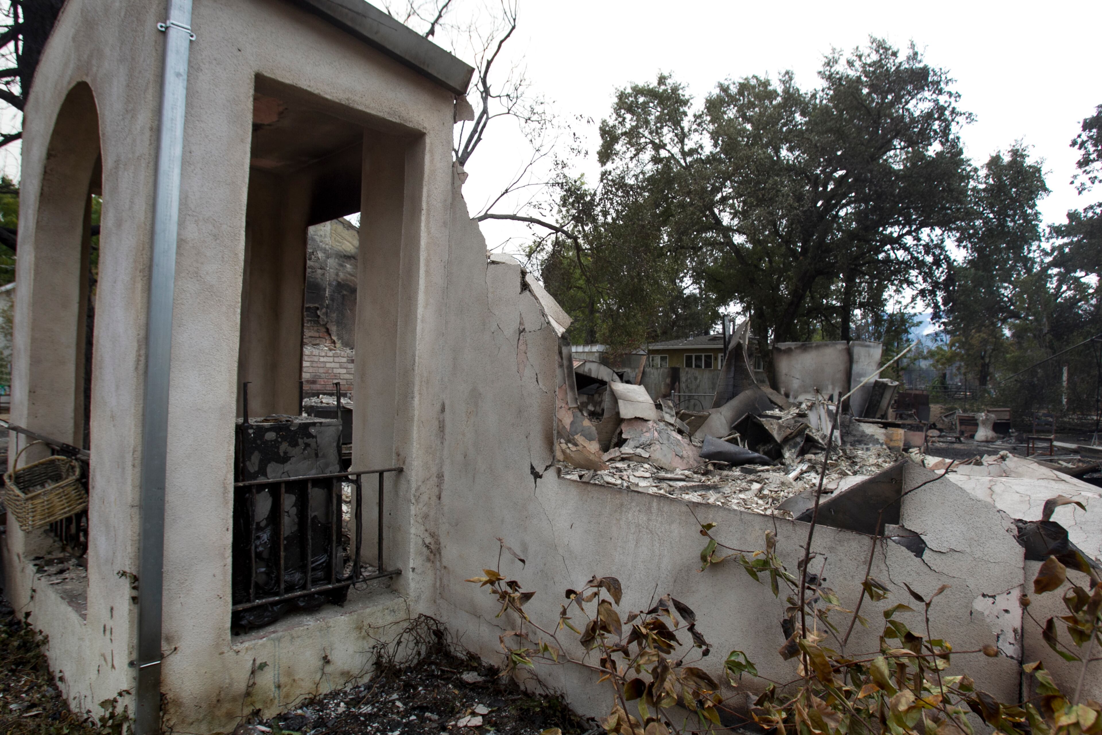 A home destroyed by a wildfire in downtown Middletown, Calif., Sept. 14, 2015. Despite the efforts of thousands of firefighters, three major fires have consumed 270,000 acres, forcing the evacuation of thousands of people, state officials said. (Ilana Panich-Linsman/The New York Times)